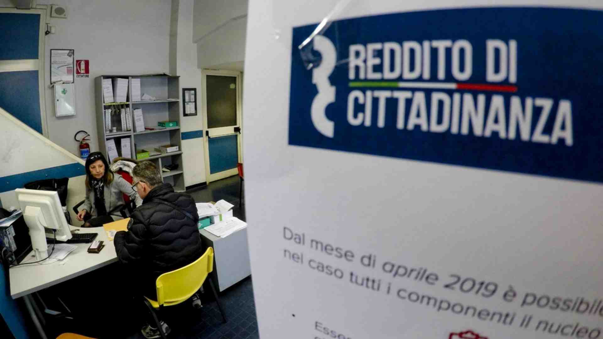 Basta slogan, sì alle analisi per riformare il Reddito di cittadinanza