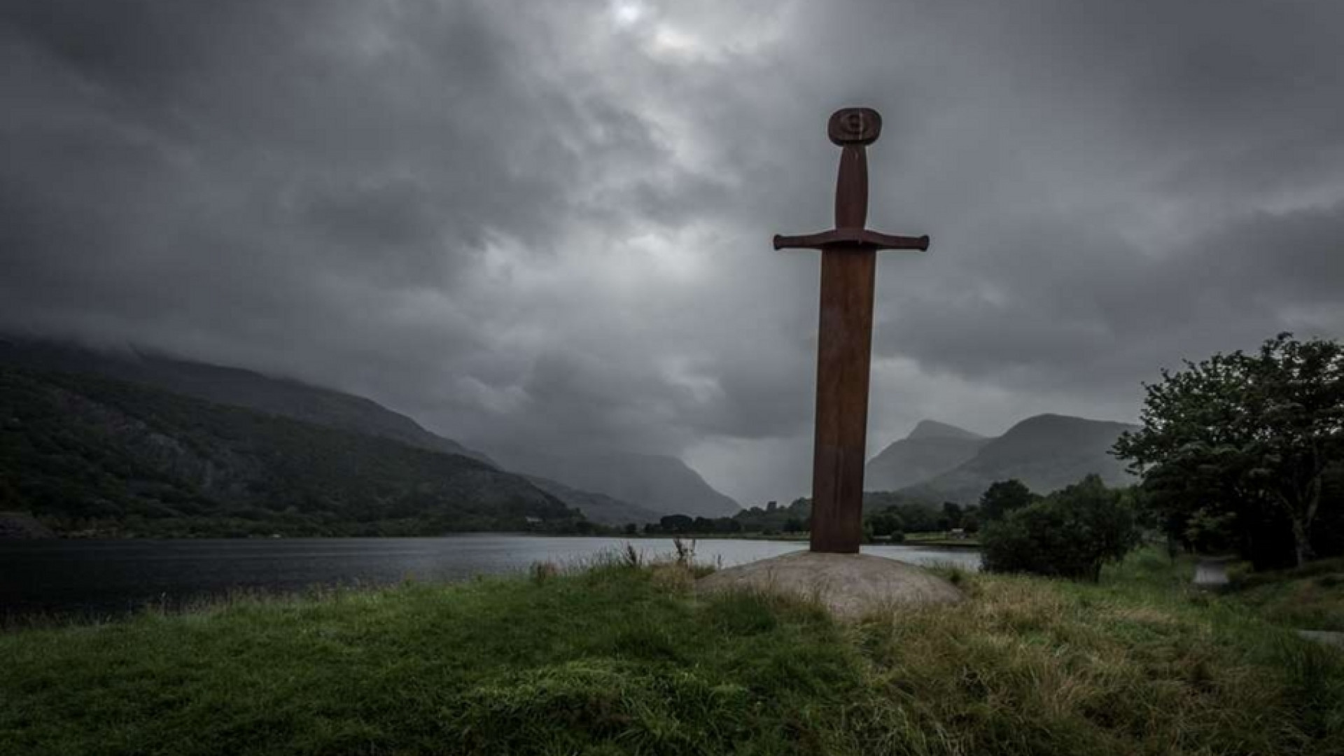 Galgano, Artù e i misteri di Excalibur