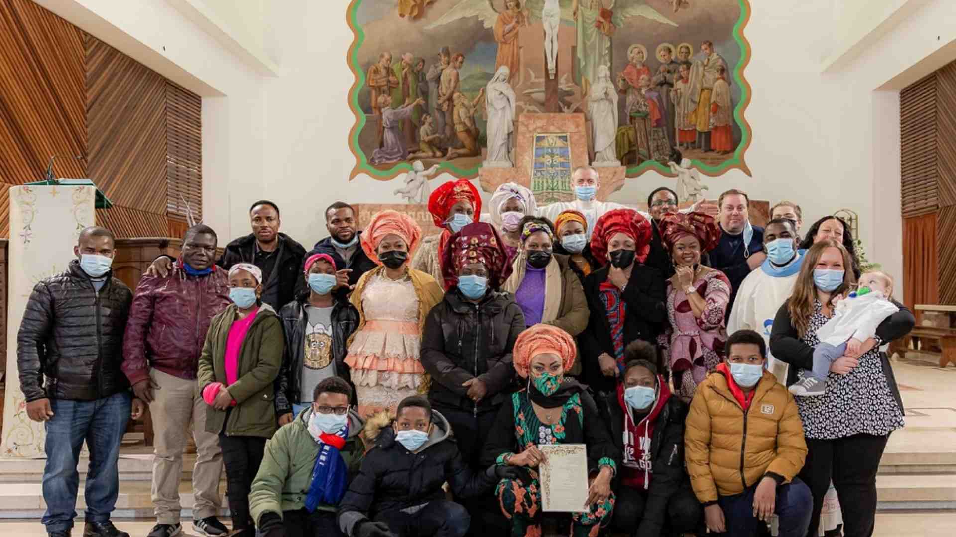 «Rinati» nella notte di Pasqua. Vita nuova per le comunità