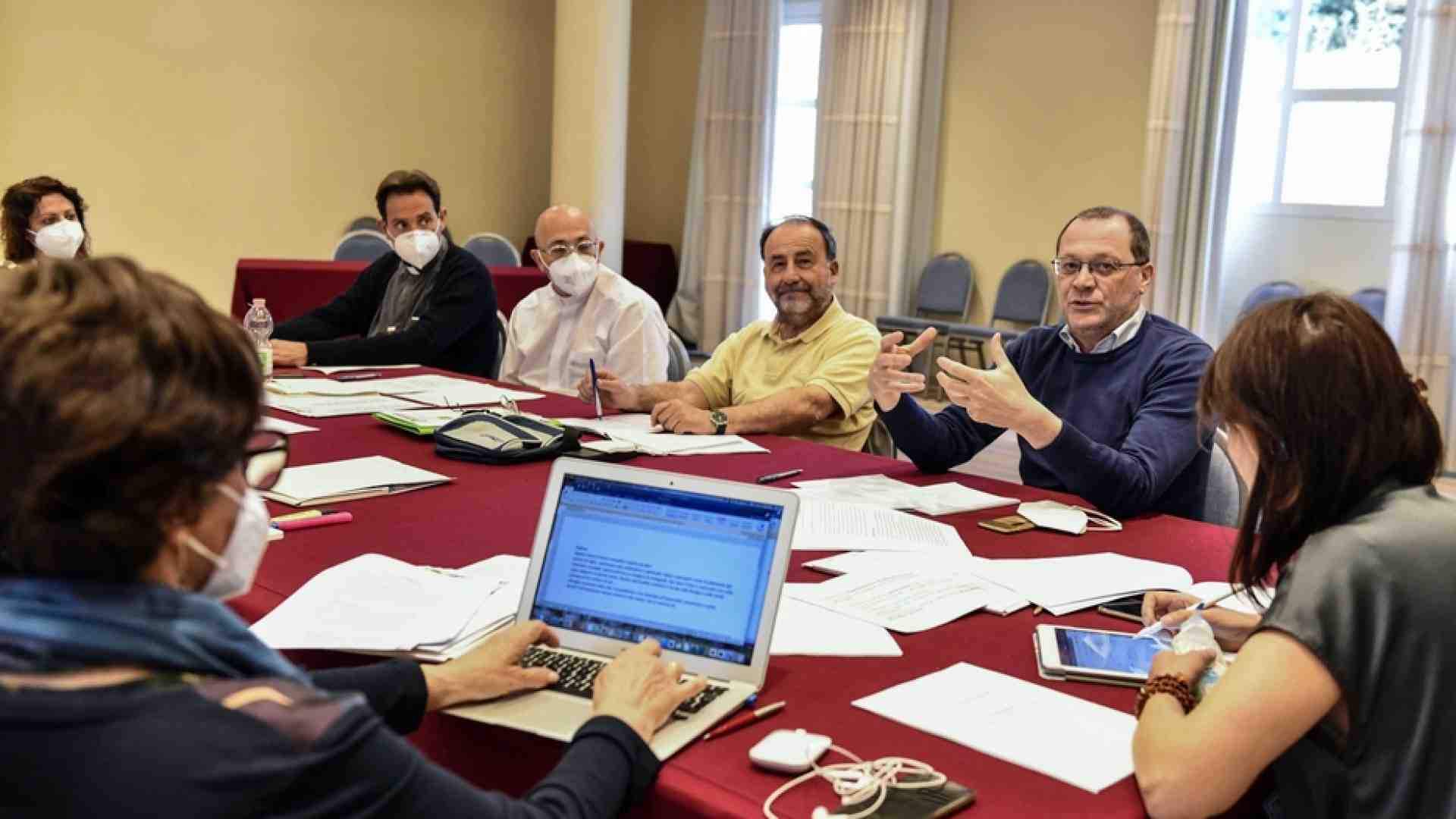 Cammino sinodale, in Italia già cinquantamila incontri