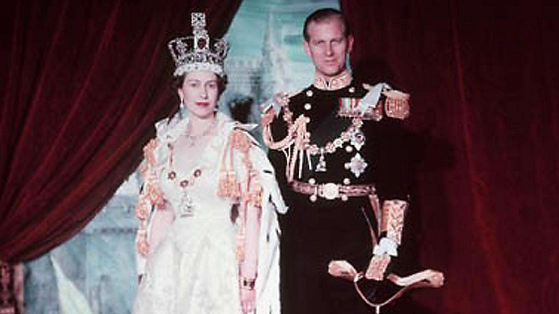 Addio a Elisabetta II, regina per settant'anni. Ha segnato due secoli