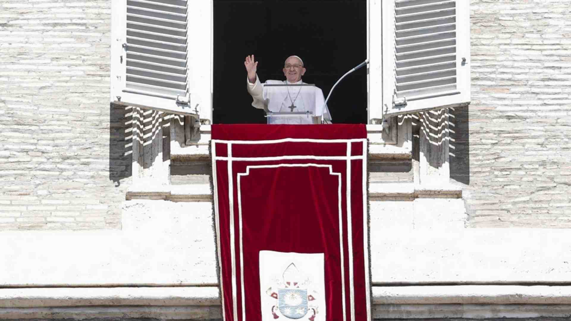 Il Papa: preghiamo per il pellegrinaggio di pace in Kazakistan
