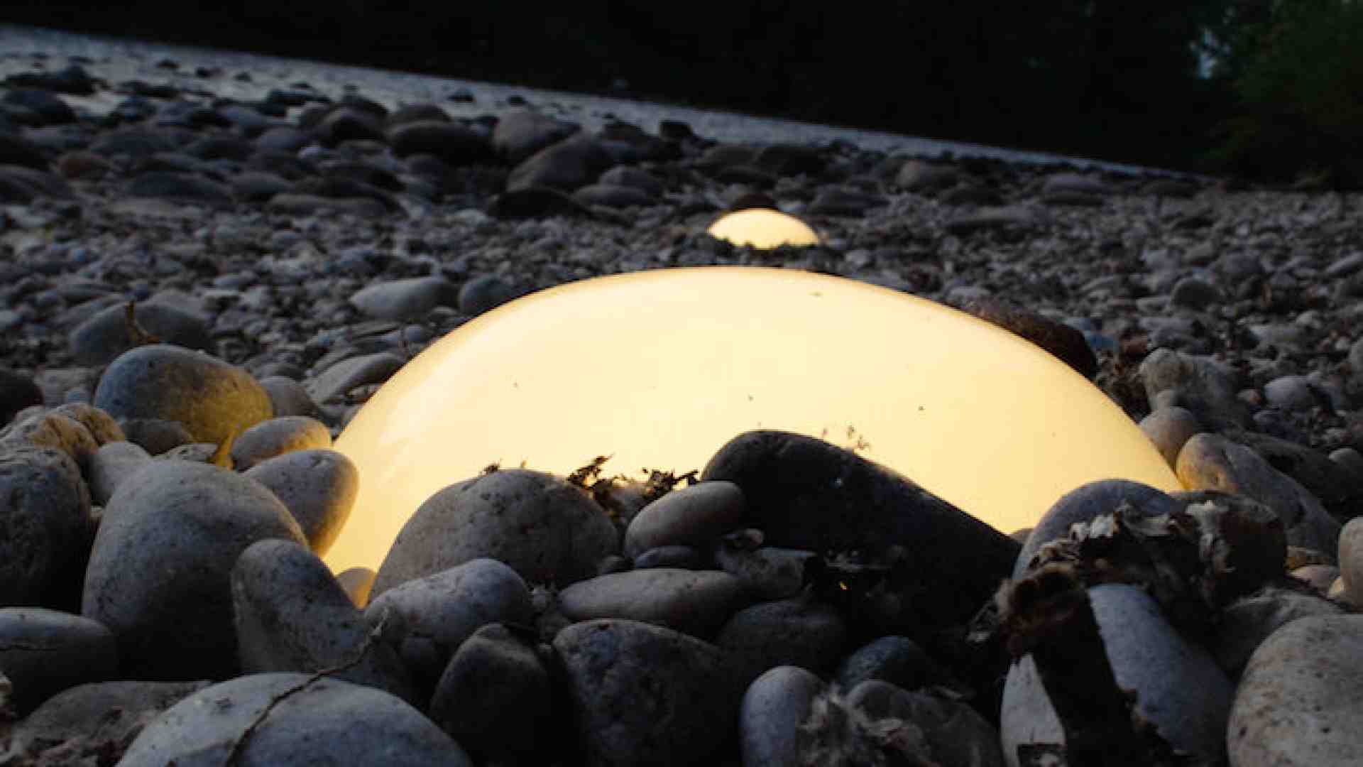 A Marmomac un monolite che esalta l'arte