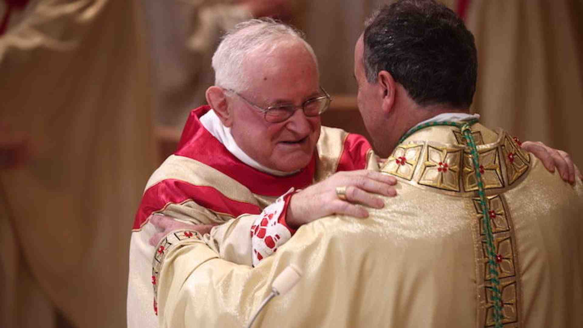 Il bel volto di un nuovo Pastore il saluto di un amico a un Pastore buono