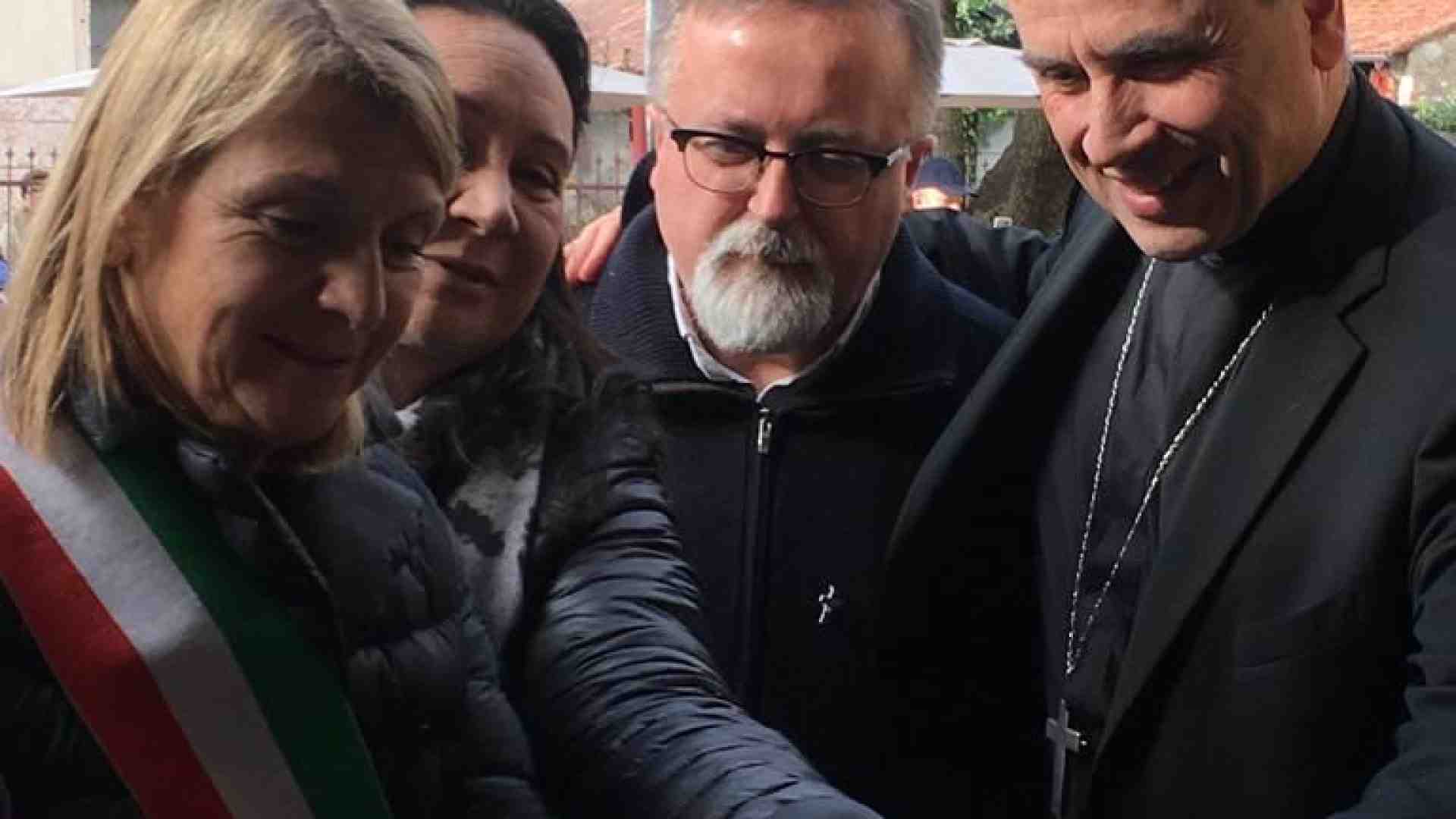 Aperto a Caprino il dodicesimo emporio Caritas