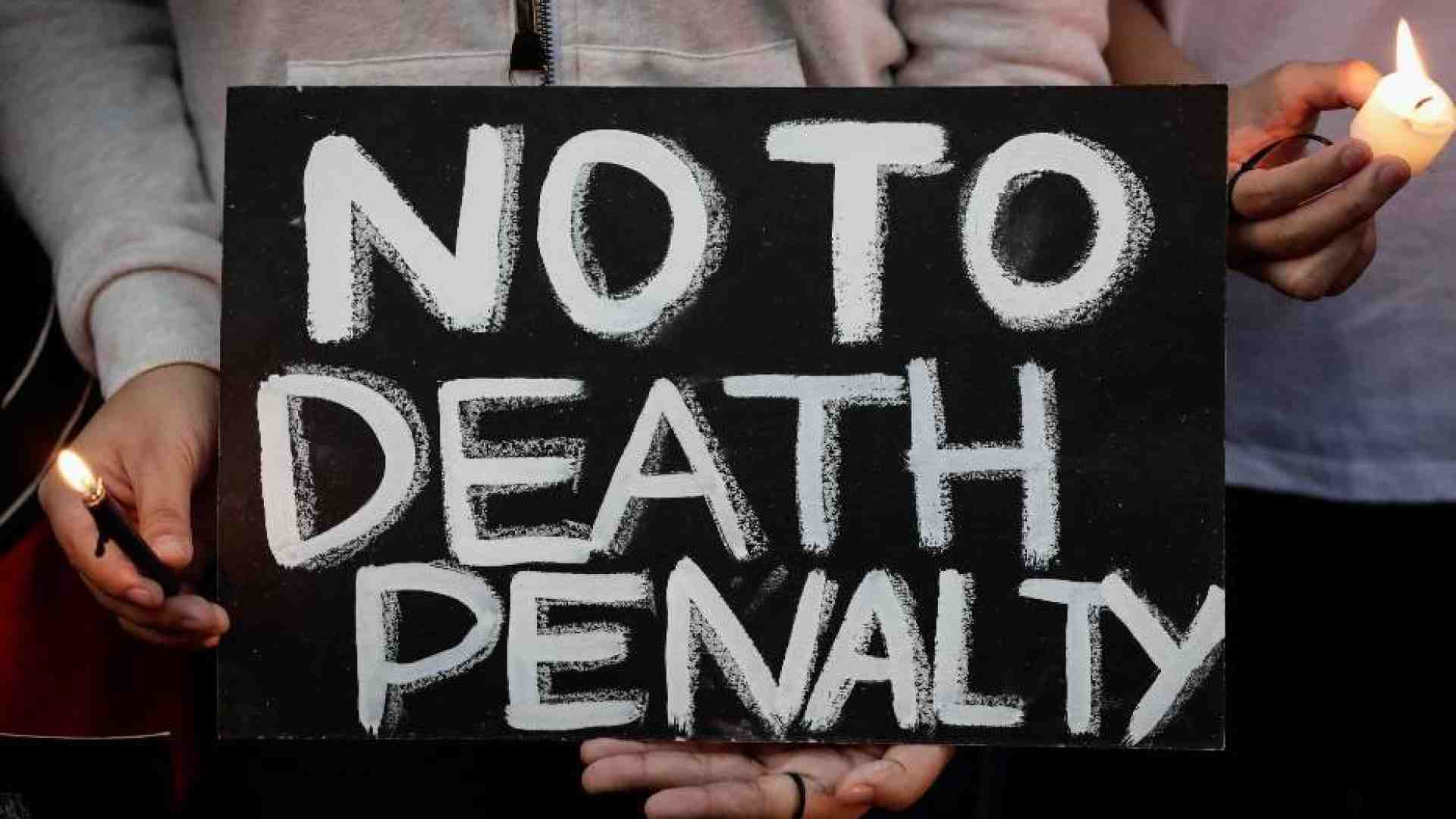 Fallite tre iniezioni letali, l’Alabama decide di sospendere il boia