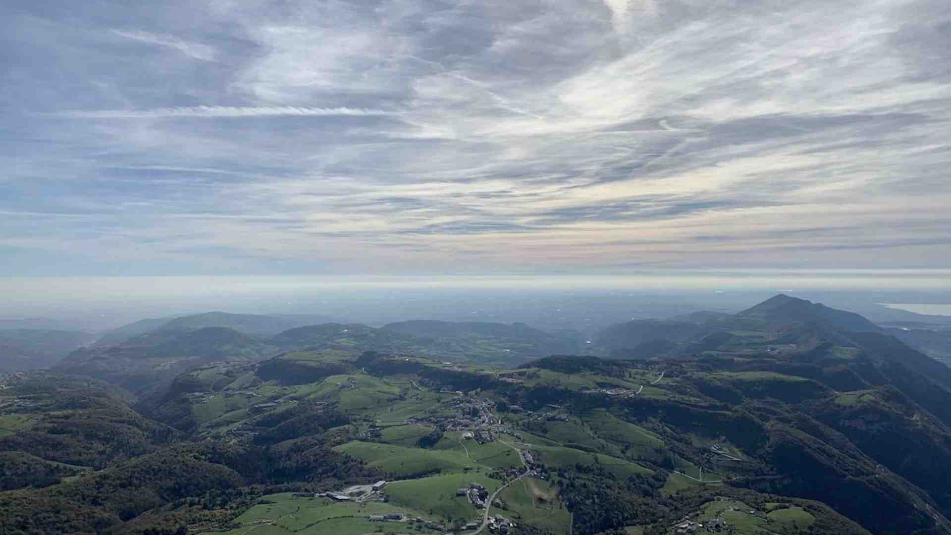 Dal Corno d’Aquilio il panorama è infinito