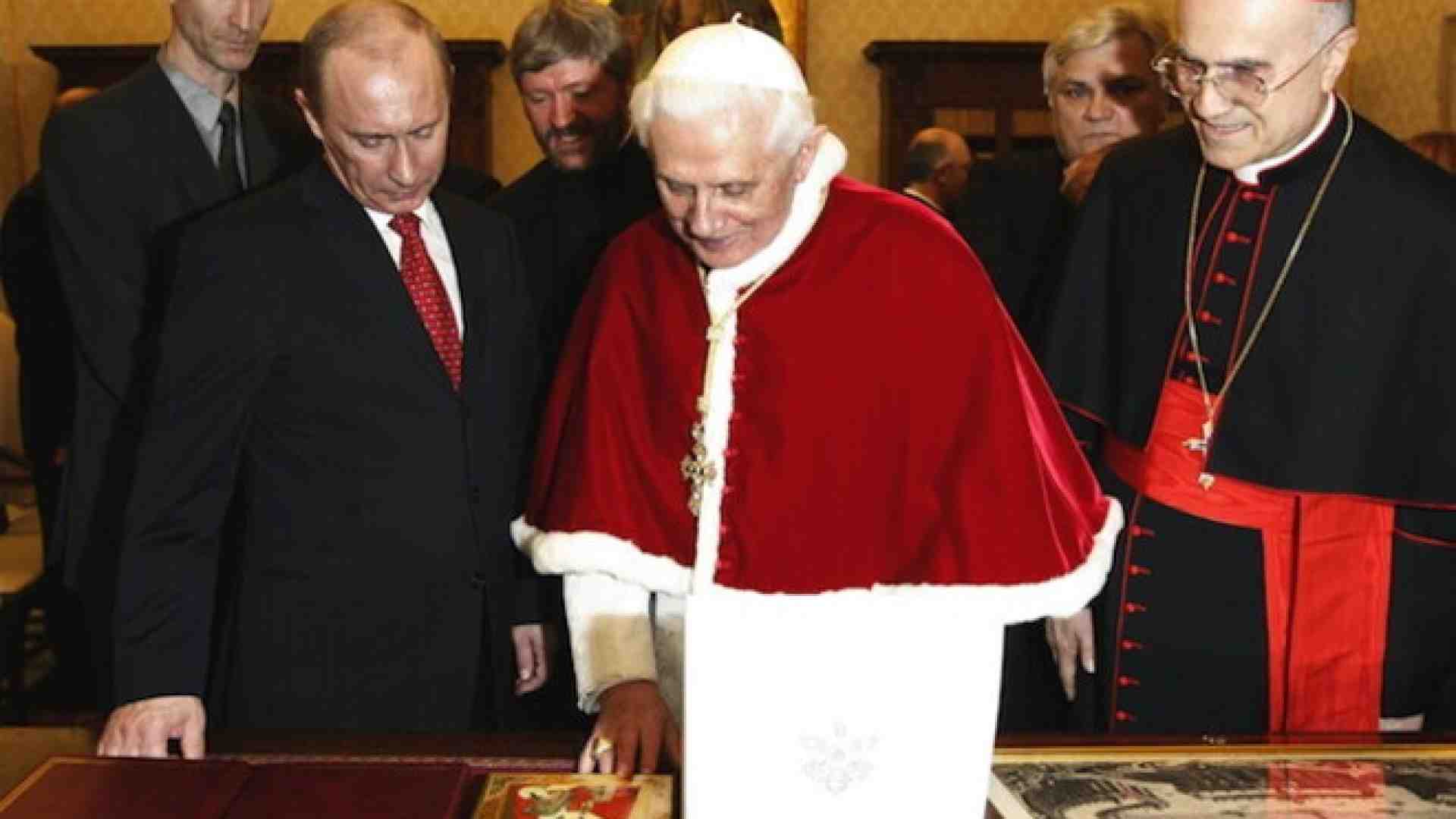 Quando Benedetto XVI si mise all’opera per ricucire con gli ortodossi russi
