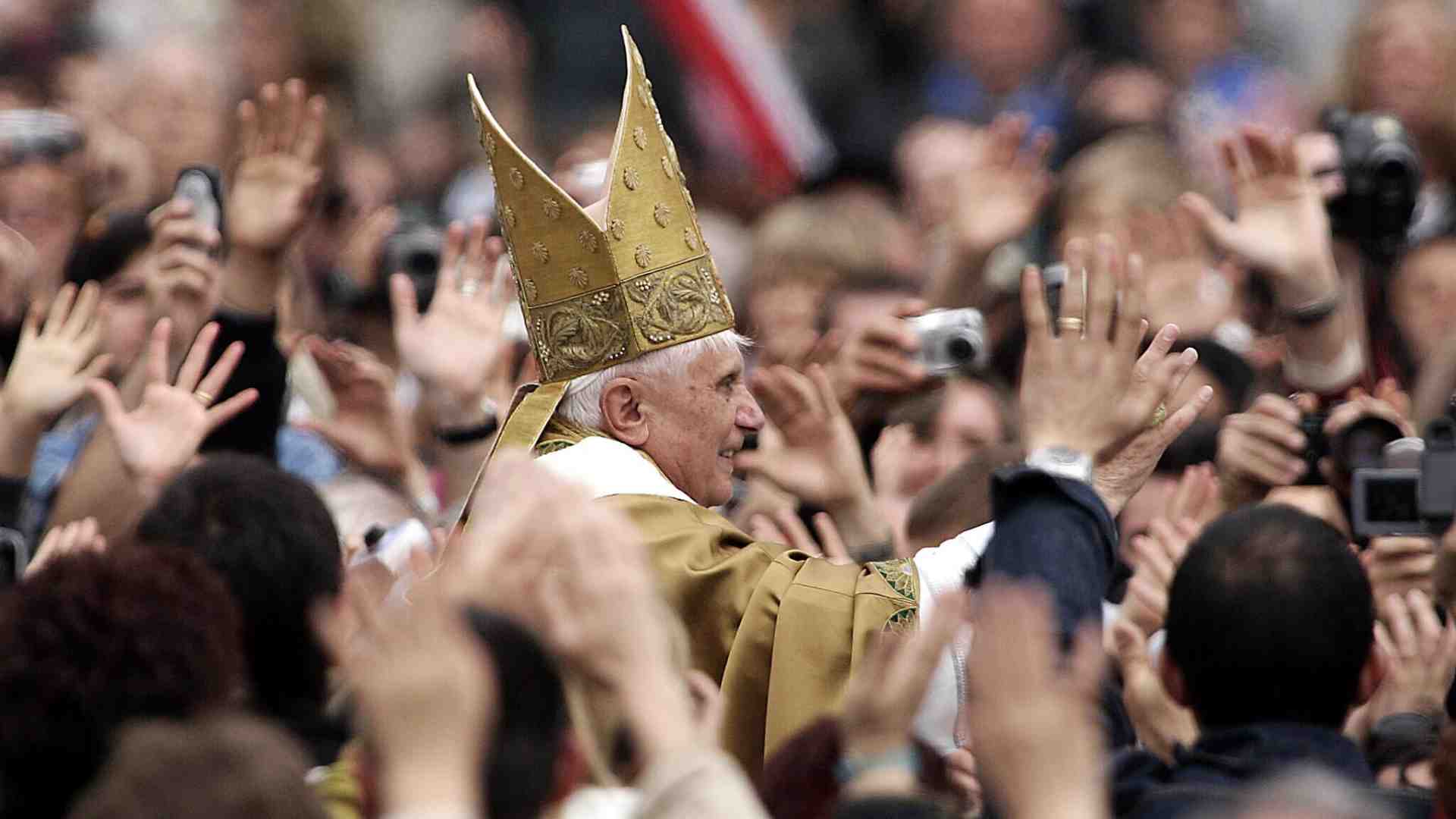 Nel giorno dell’addio a B-XVI, le virtù ritrovate dell’occidente sono il vero miracolo