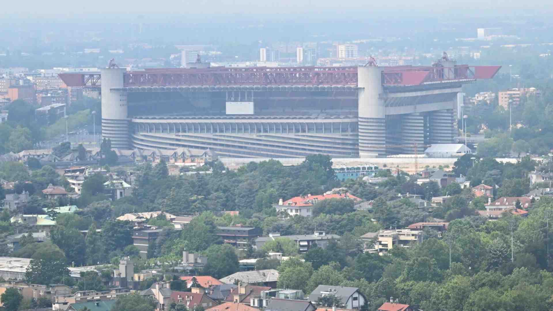 Stadio Meazza, il pasticcio assurdo di una città che non sa più innovare