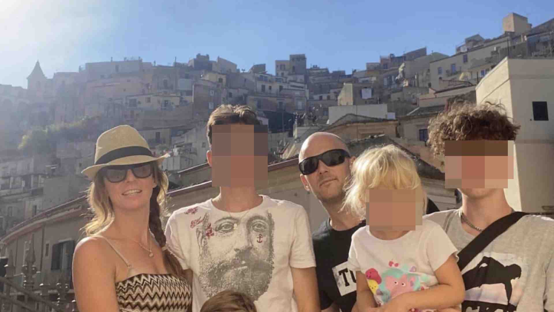 La famosa invasione dei finlandesi in Sicilia che fa subito Checco Zalone