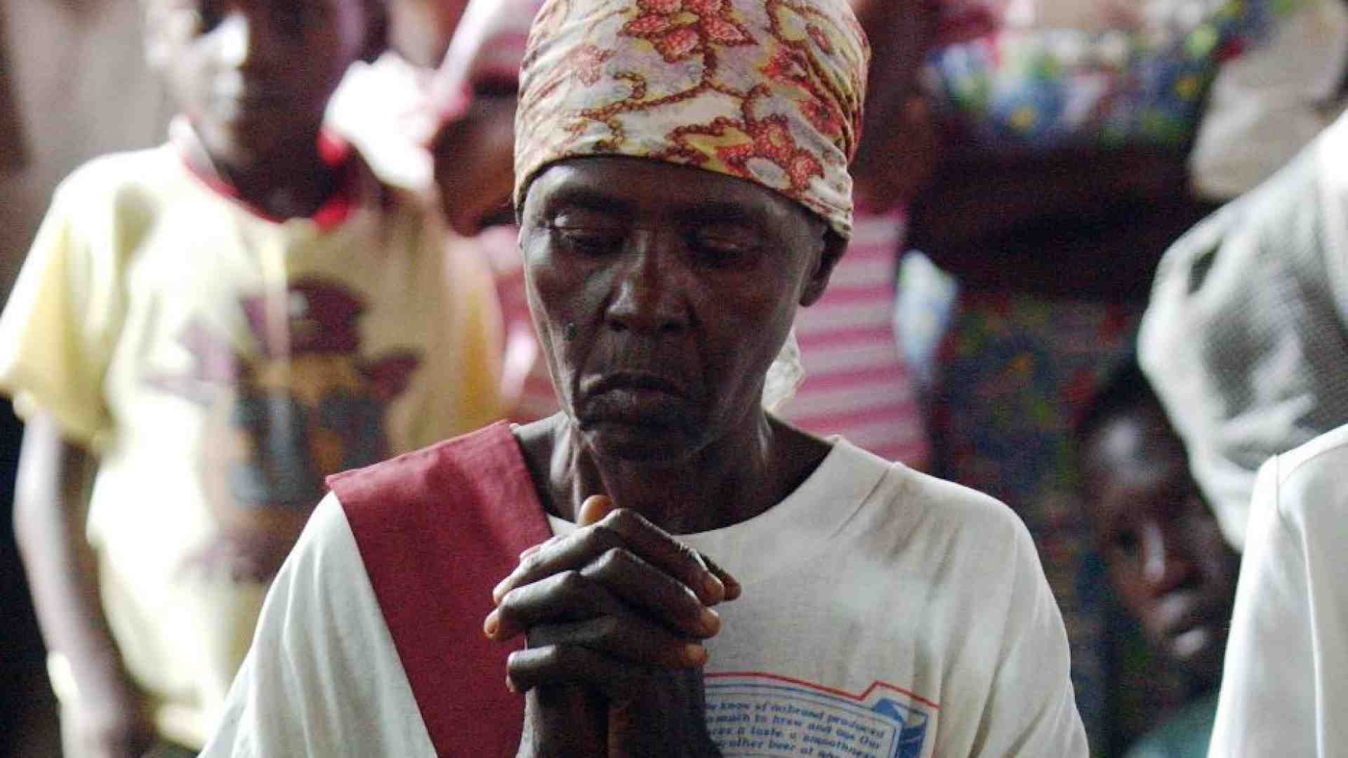 Congo, strage a Messa. Il cordoglio del Papa