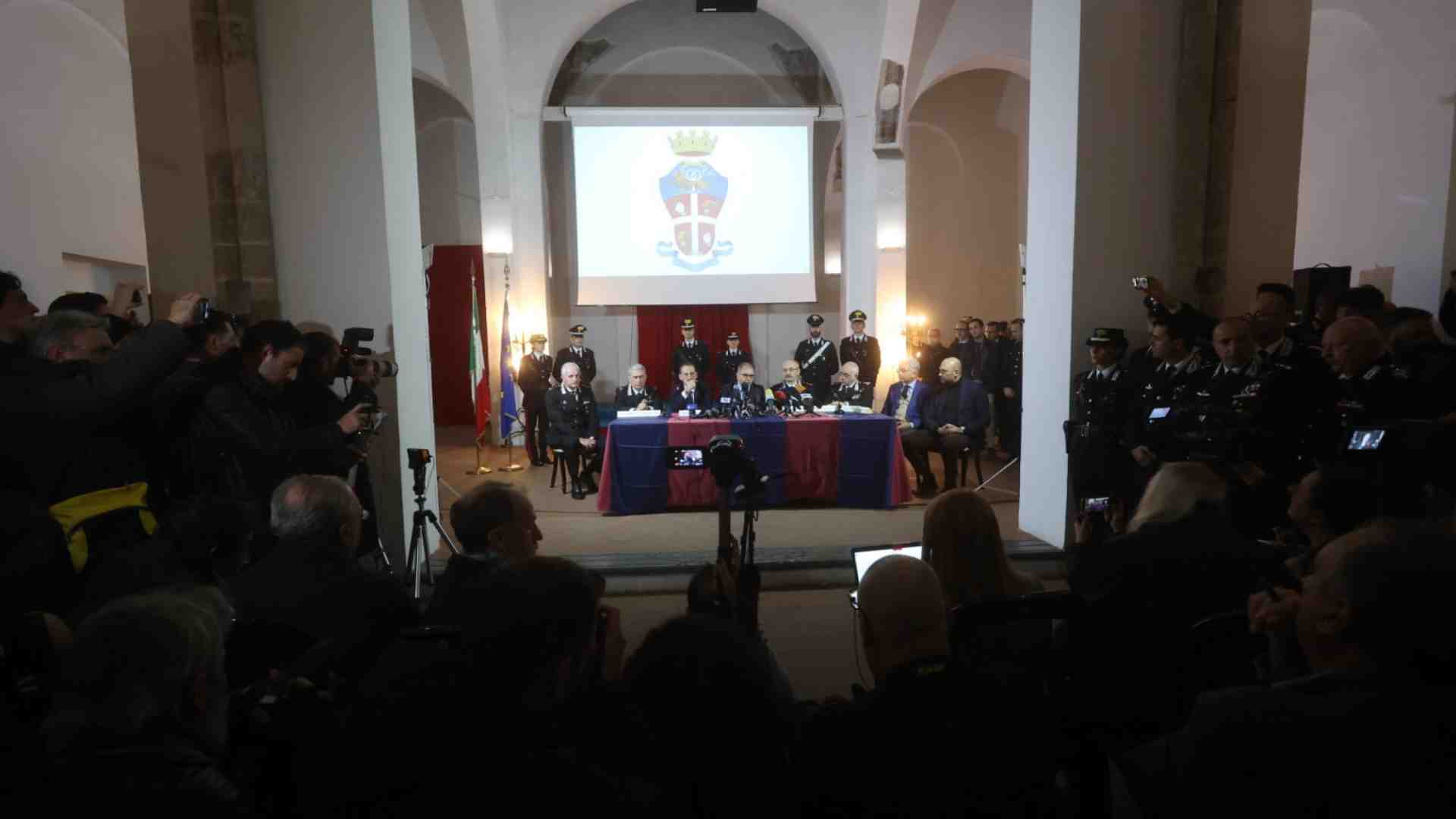 La cupa stagione dei teoremi giudiziari sul doppio stato è finita. Molti faticano a dirlo