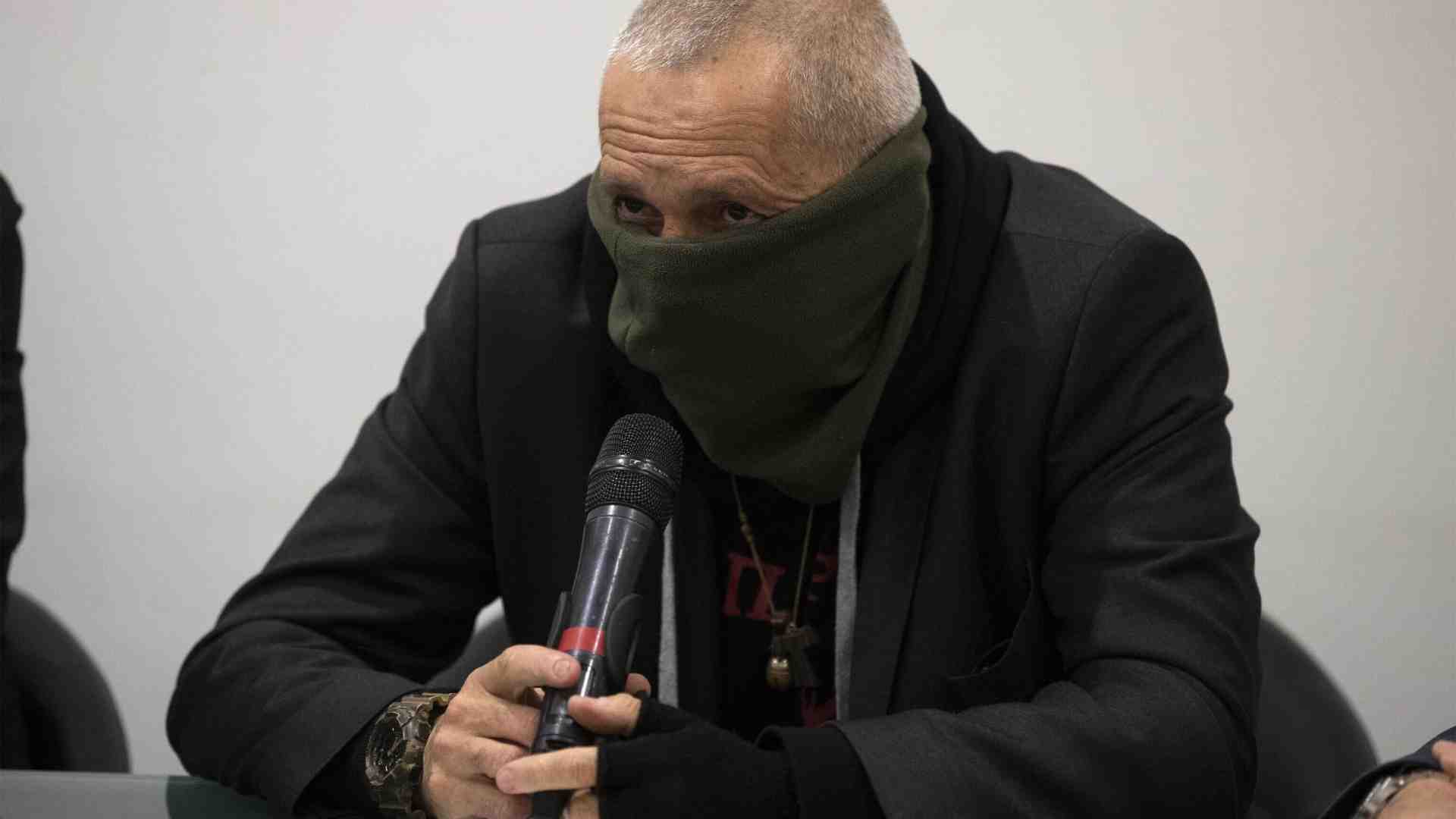 Tutti contro il capitano Ultimo, vittima della guerra ideologica contro il Male presunto