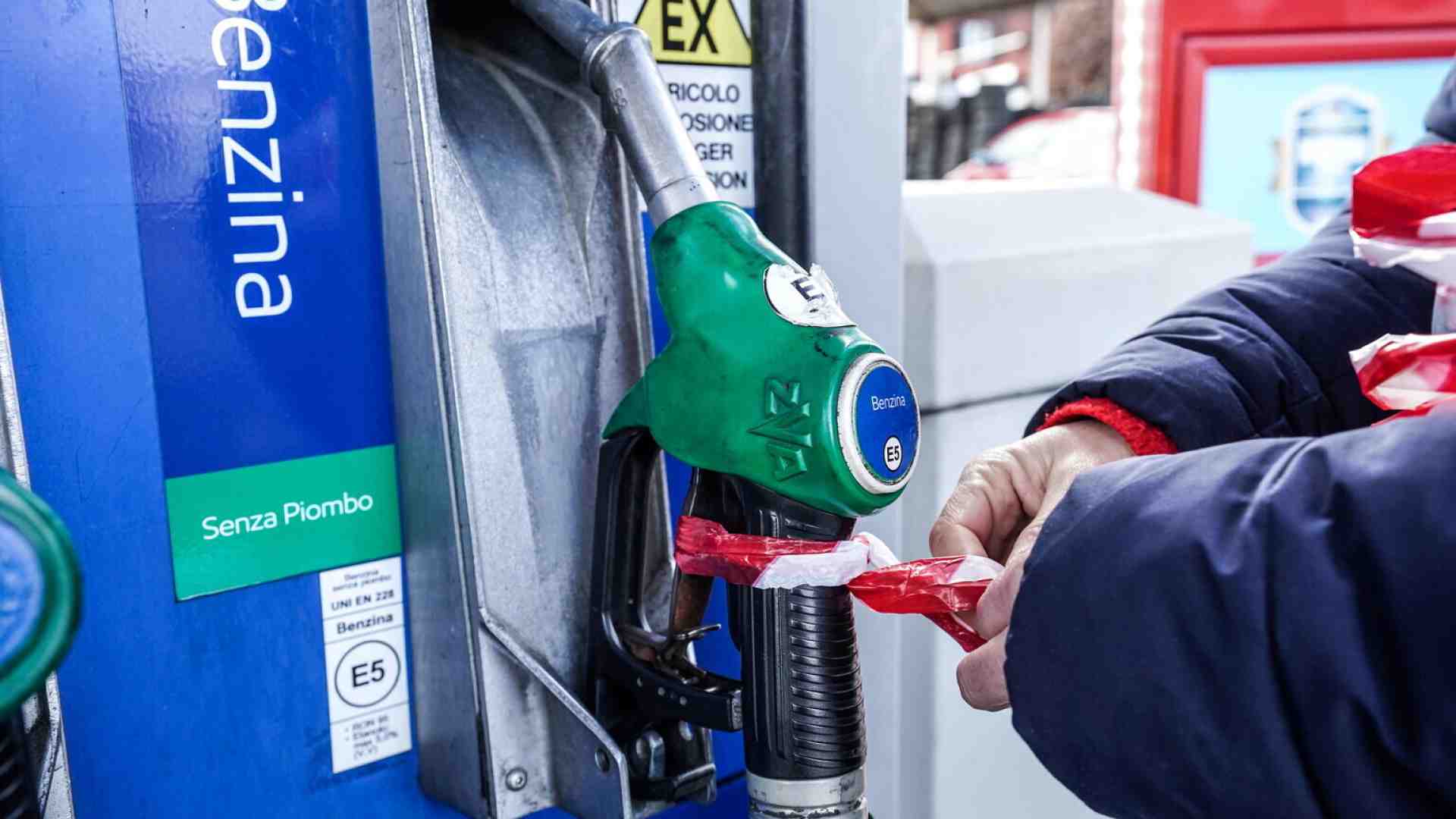 “Il decreto sulla benzina così non funziona”, ci dice Squeri (FI)