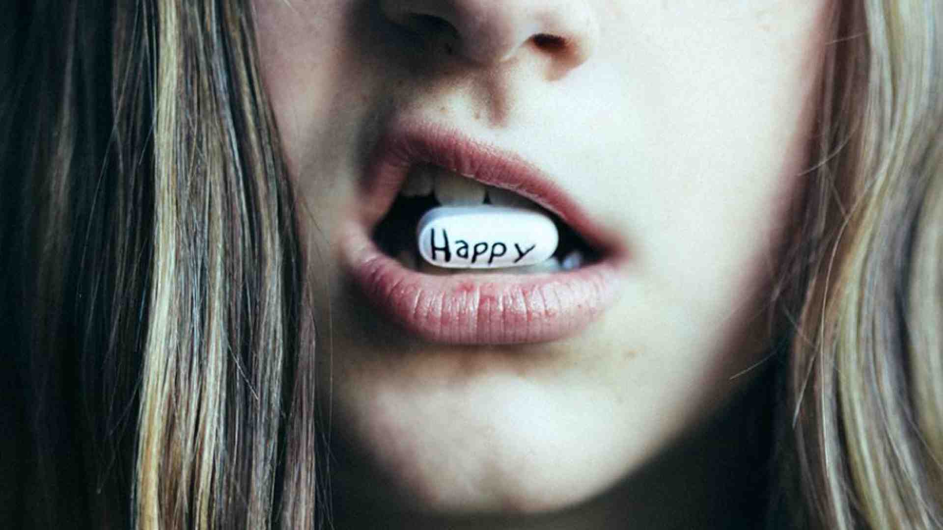 Psicofarmaci per sballare, «un ragazzo su 10 ne abusa» come rimedio al disagio