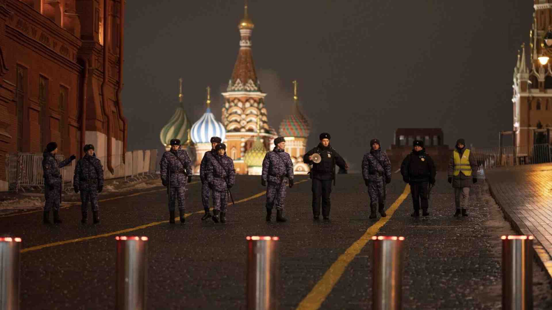 La ruspa di Putin contro la dissidenza accelera