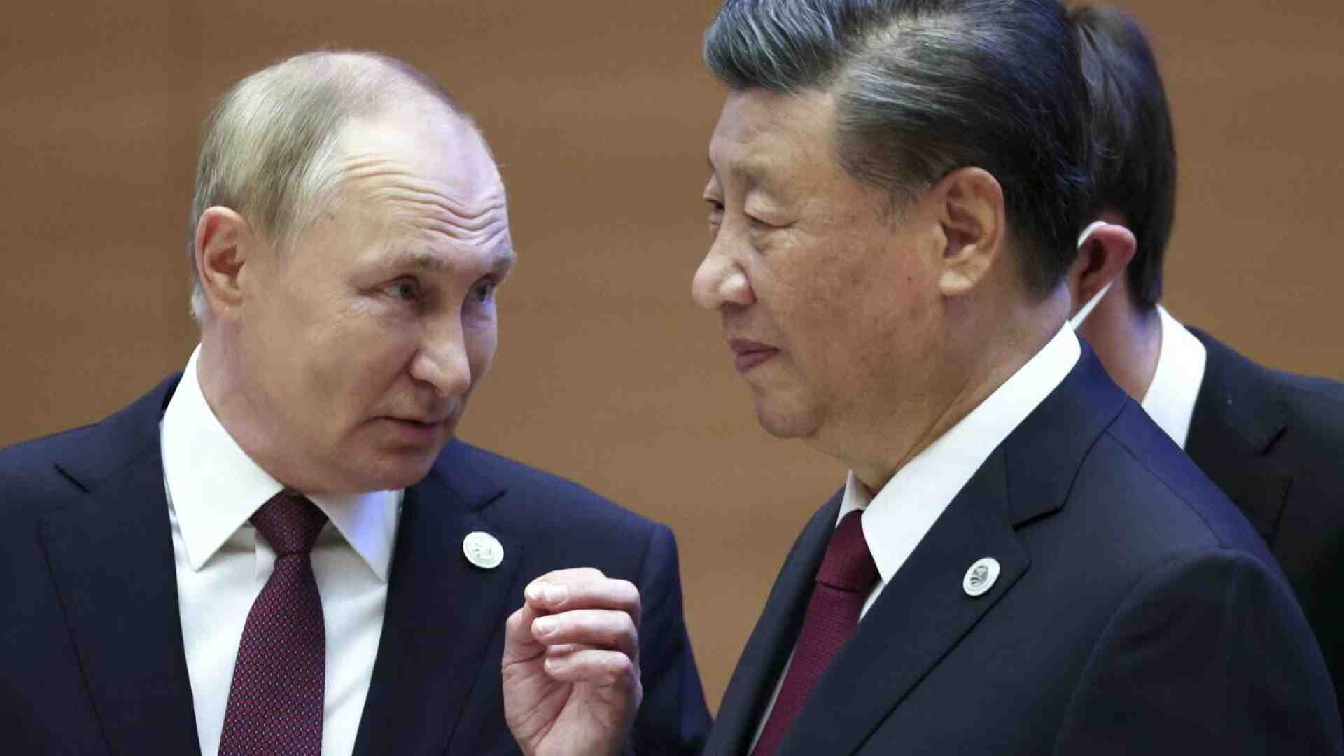 Putin vuole Xi Jinping a Mosca per sentirsi meno isolato