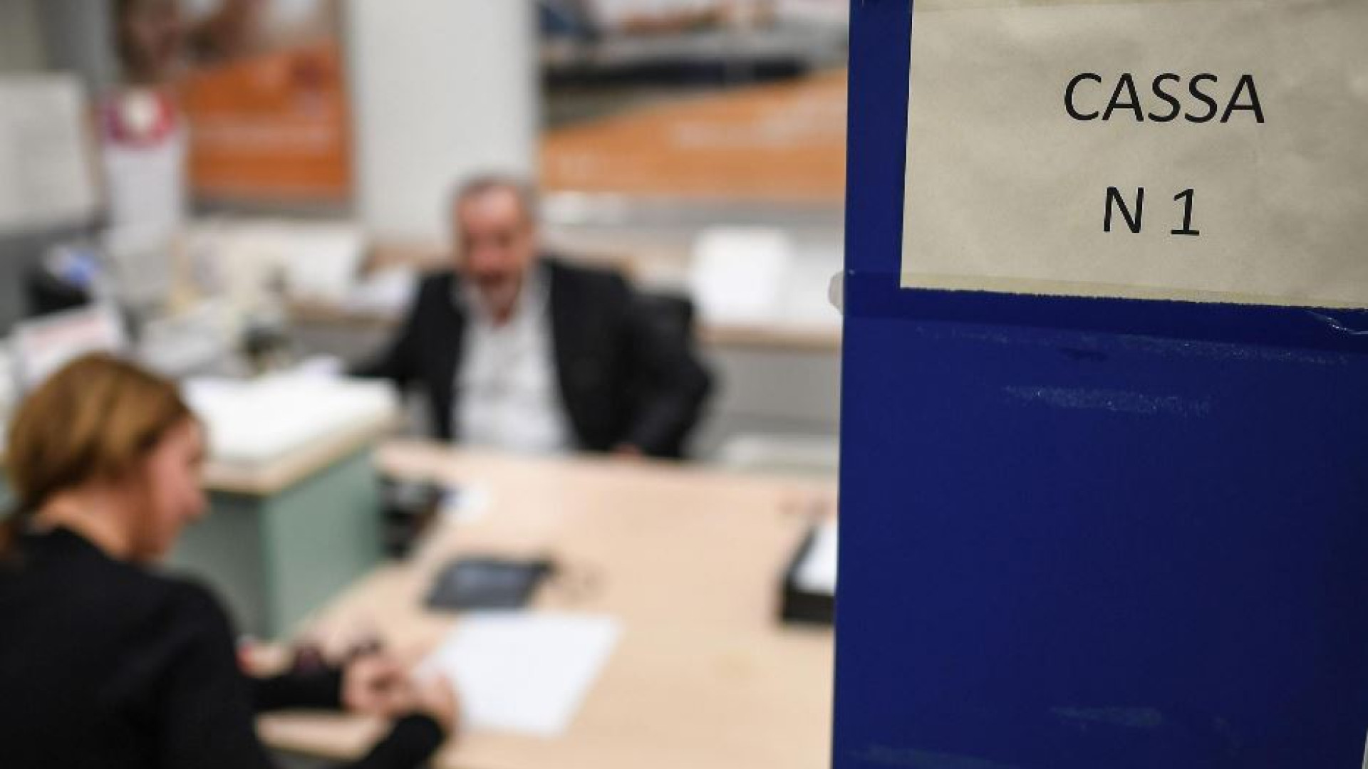 Banche in fuga dai piccoli Comuni: 4 milioni di italiani senza sportello