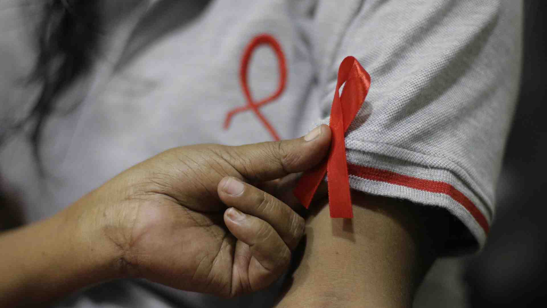 Torna la fake news sull'Hiv nel Covid: le bufale sono dure a morire