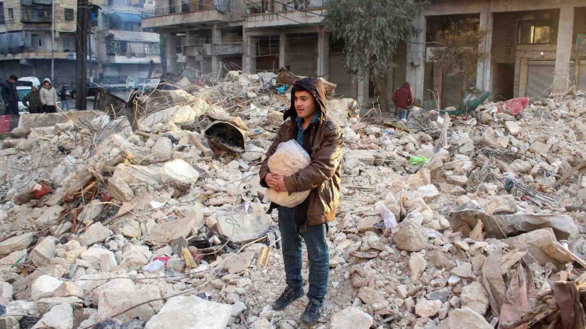 Il nunzio Zenari: il mondo aiuti Aleppo, serve subito un cessate il fuoco