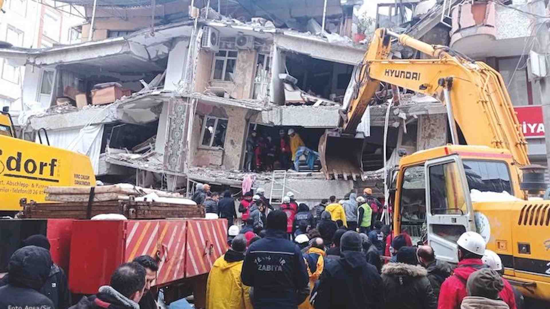 Emergenza terremoto, mobilitiamoci per portare aiuti in Siria e in Turchia