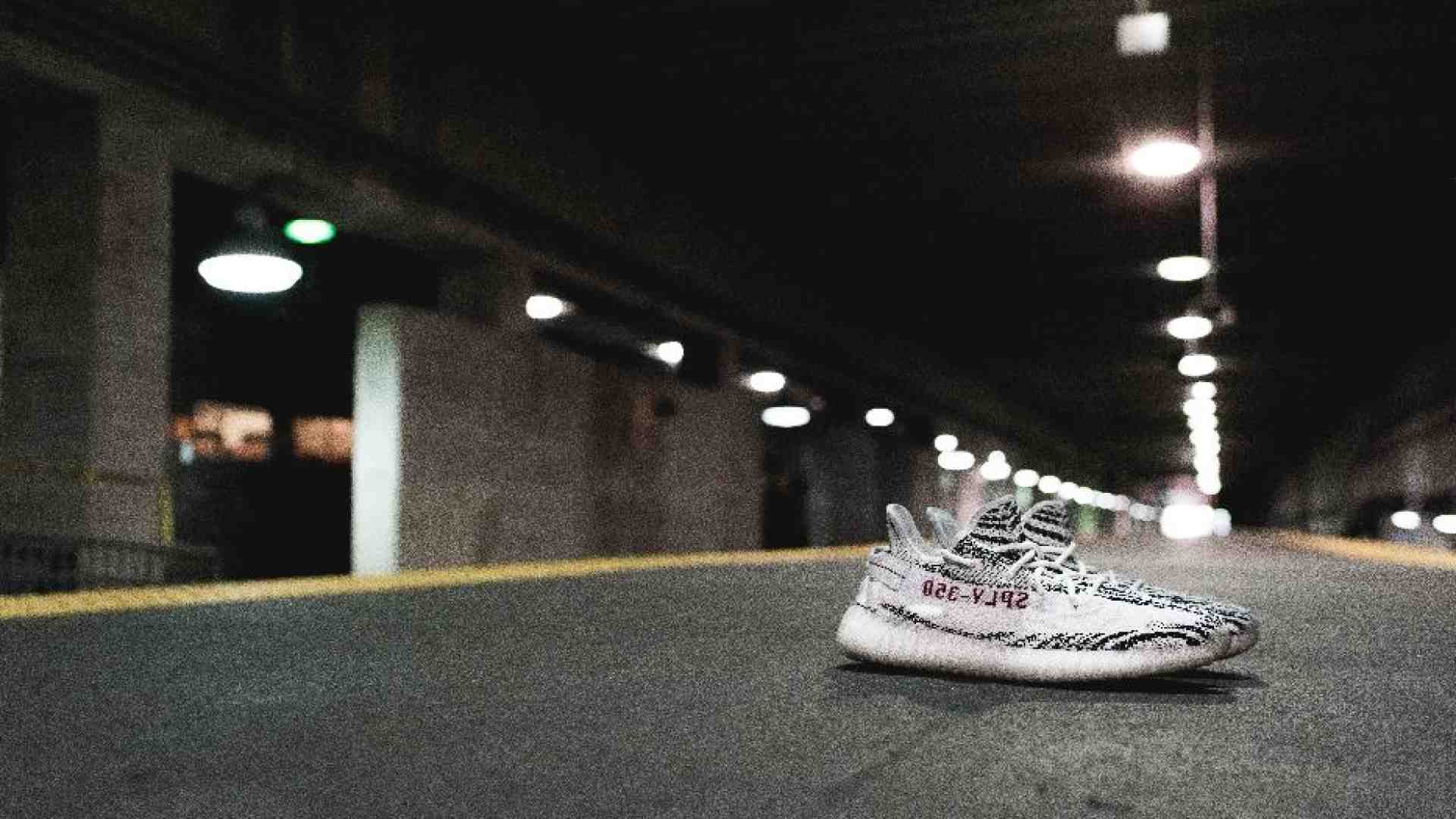 La rottura con Kanye West manda in crisi Adidas