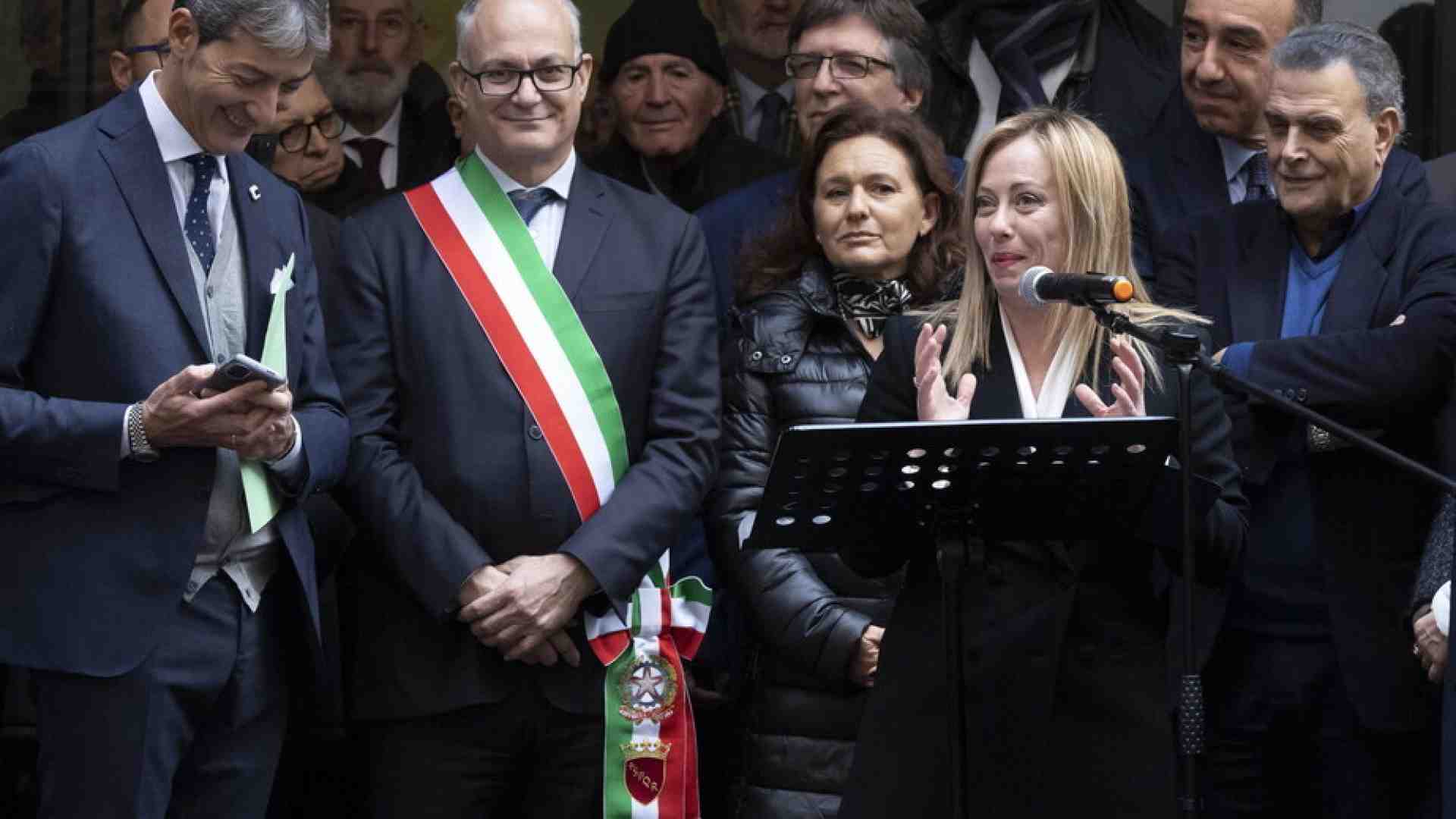 Gualtieri spinge D’Amato, ma si prepara a Rocca. E sui rifiuti conta su Meloni