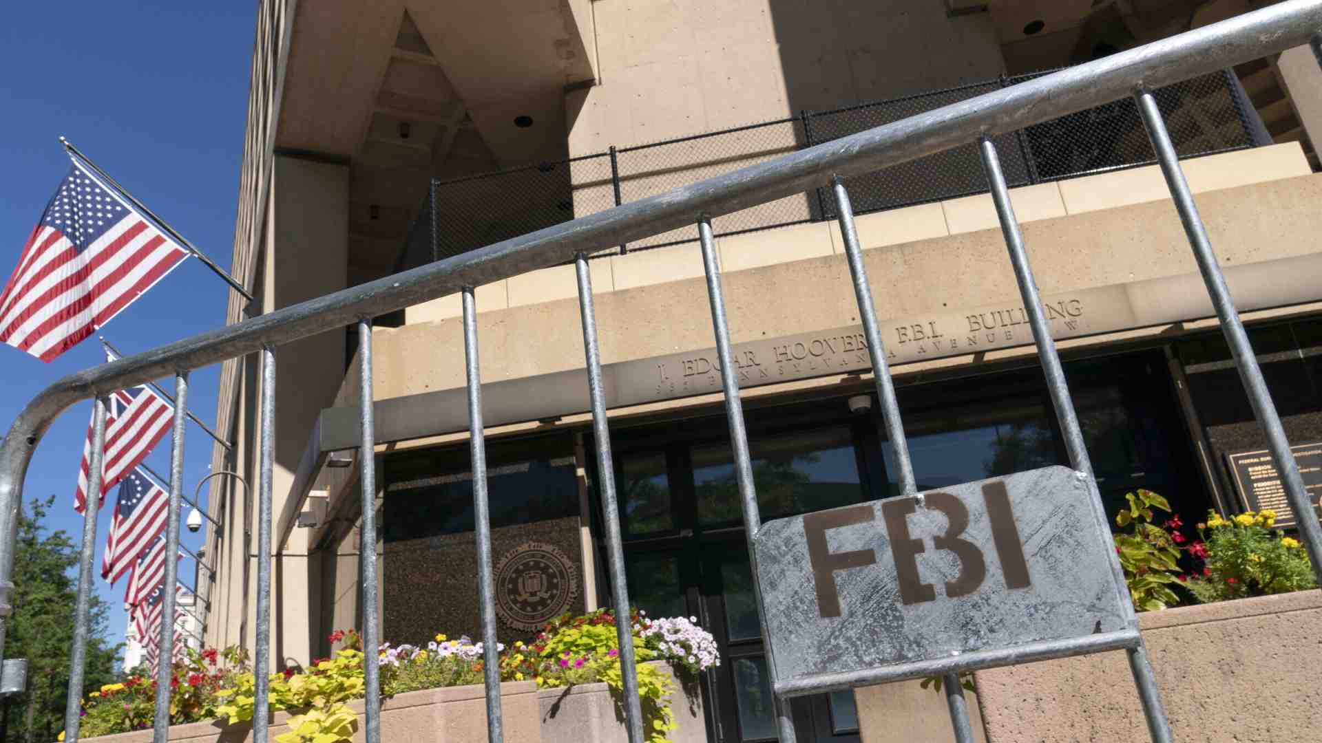 Cosa ci vuole (e quali sono i rischi) per riformare l’Fbi. Parla Douglas Charles