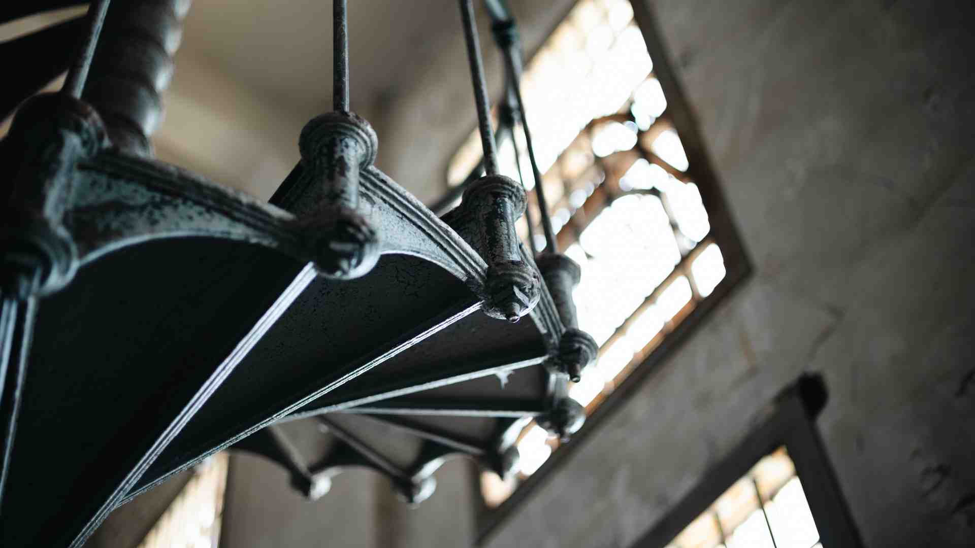 Maria esce di prigione un giorno d’estate. "Non esisto", il romanzo di chi non sa dove andare