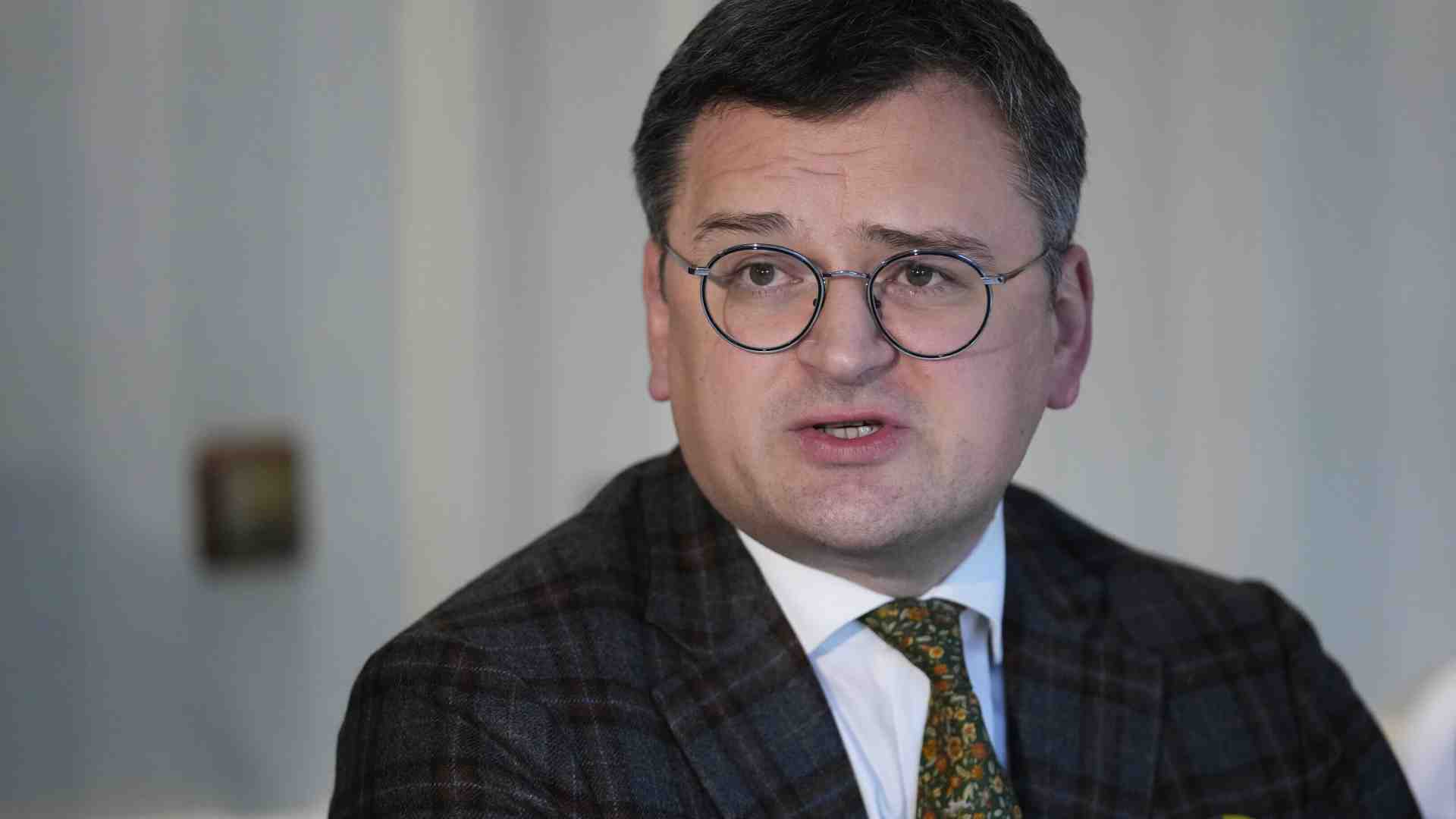 “Cara Meloni, ora aiutaci ad avere i caccia”. Parla Kuleba, braccio destro di Zelensky