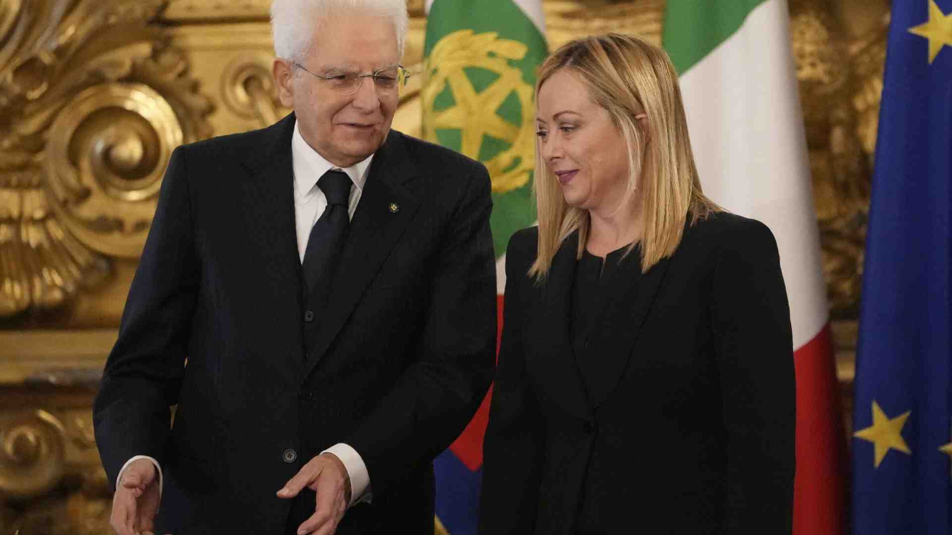 Mattarella richiama il governo sui balneari: "Il ddl contiene criticità"