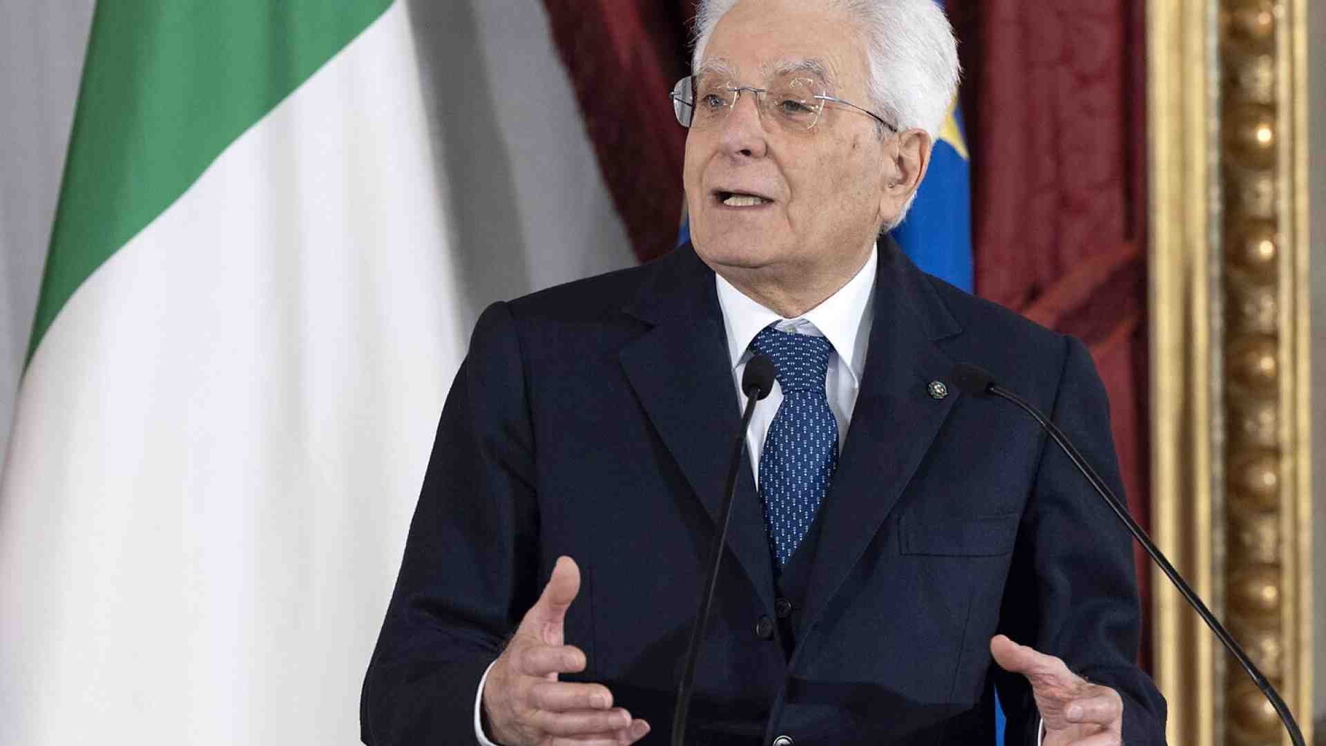 Mattarella boccia le proroghe sovraniste sui balneari. Per Lega e FI è un problema di Meloni