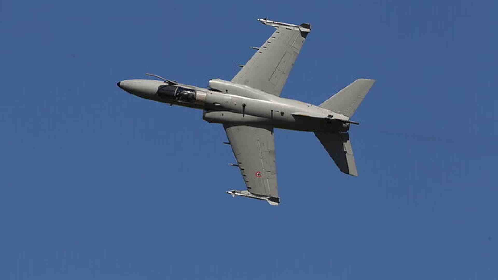 Sull’invio dei caccia all'Ucraina s’accende una (inutile) zuffa di governo