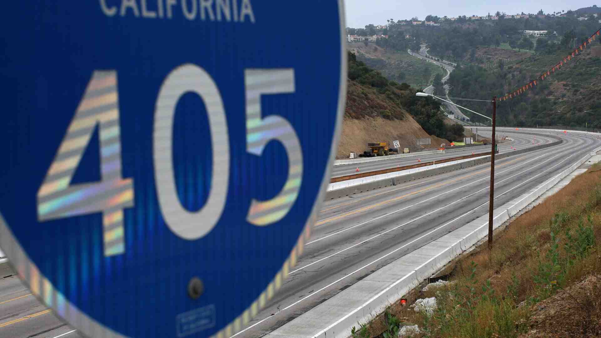 On the road con la ricarica. La nuova epica dell'auto elettrica