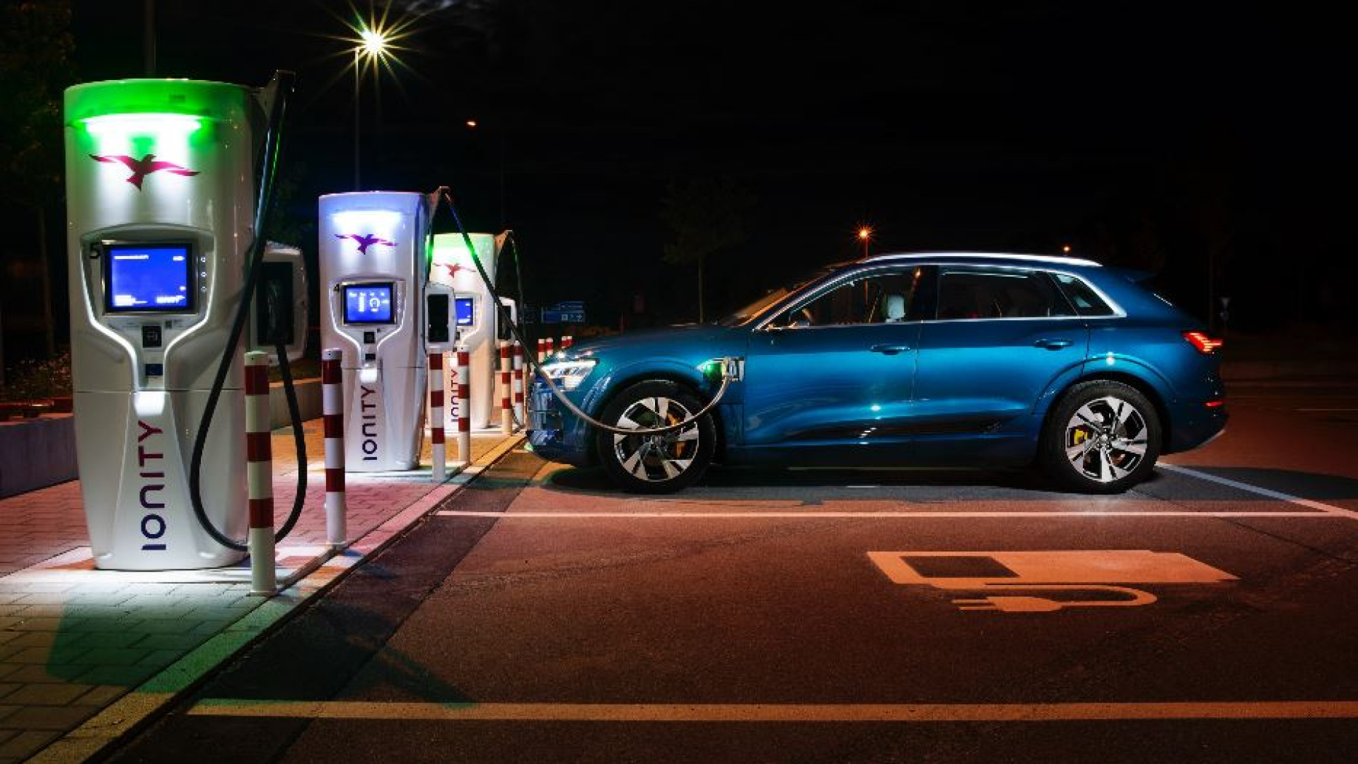 La Norvegia prova a togliere gli aiuti all'auto elettrica