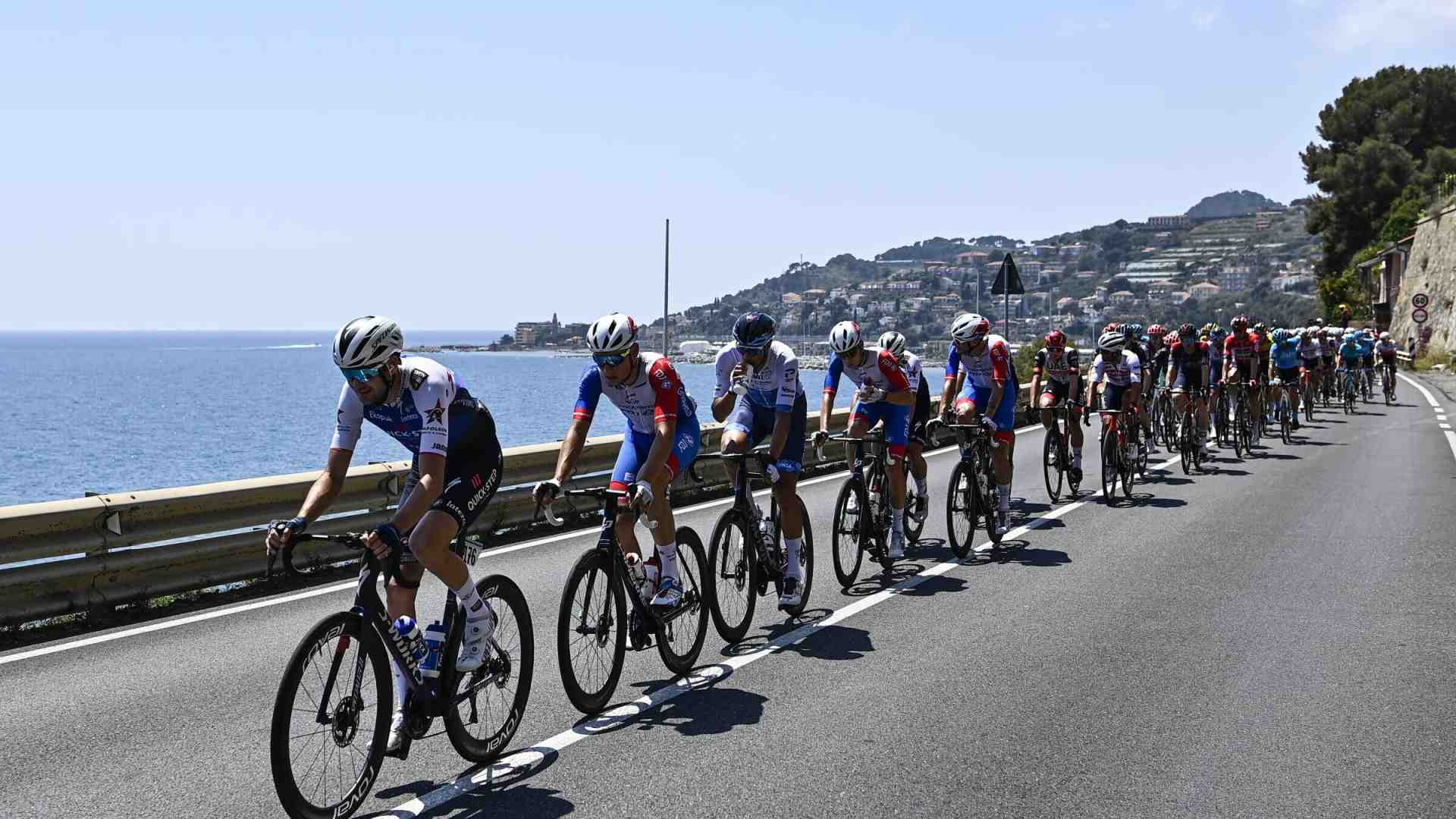 La dolce noia della Milano-Sanremo alla prova Pogacar