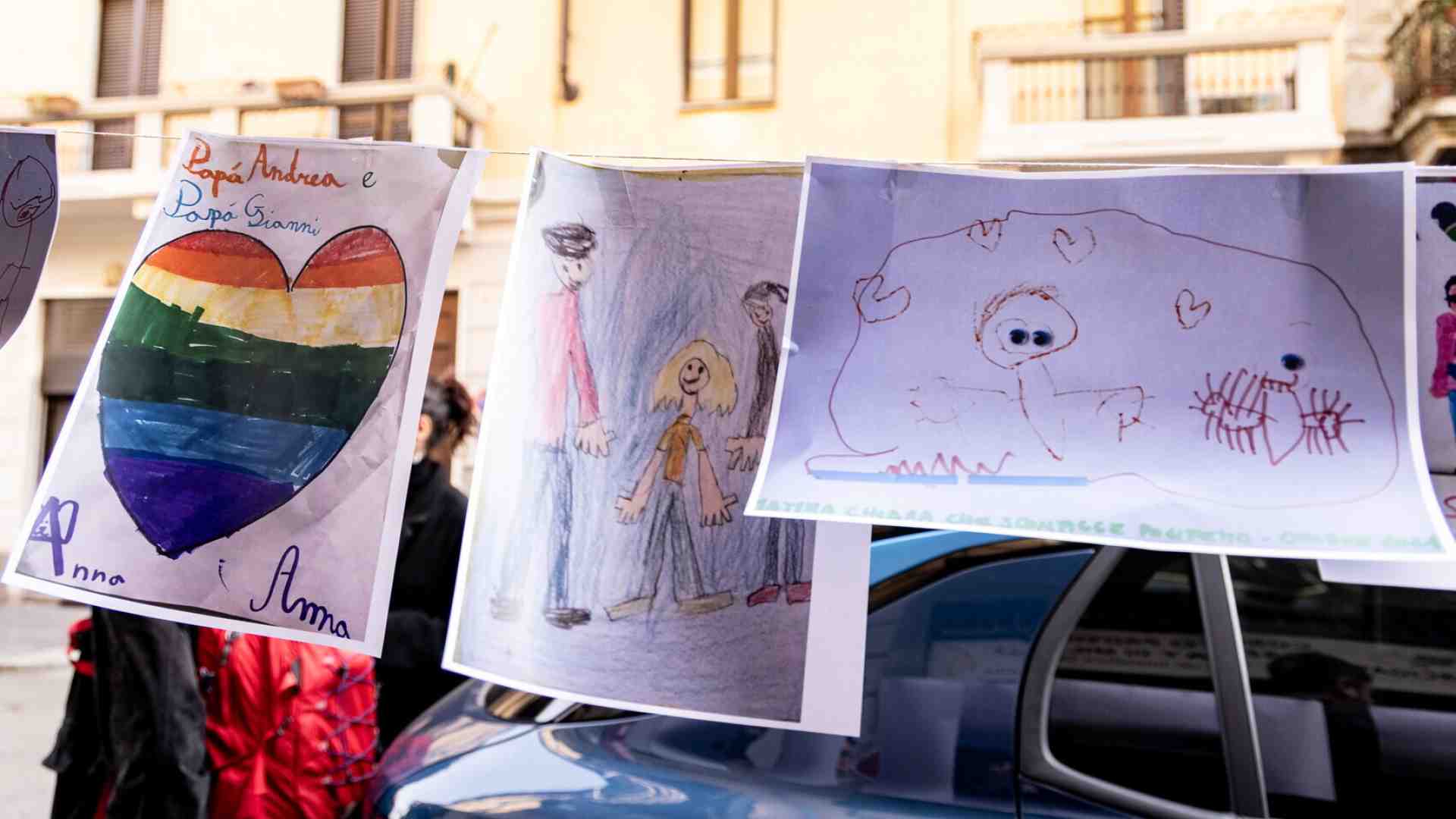 Le diverse posizioni sulle coppie omogenitoriali, fuori e dentro il governo