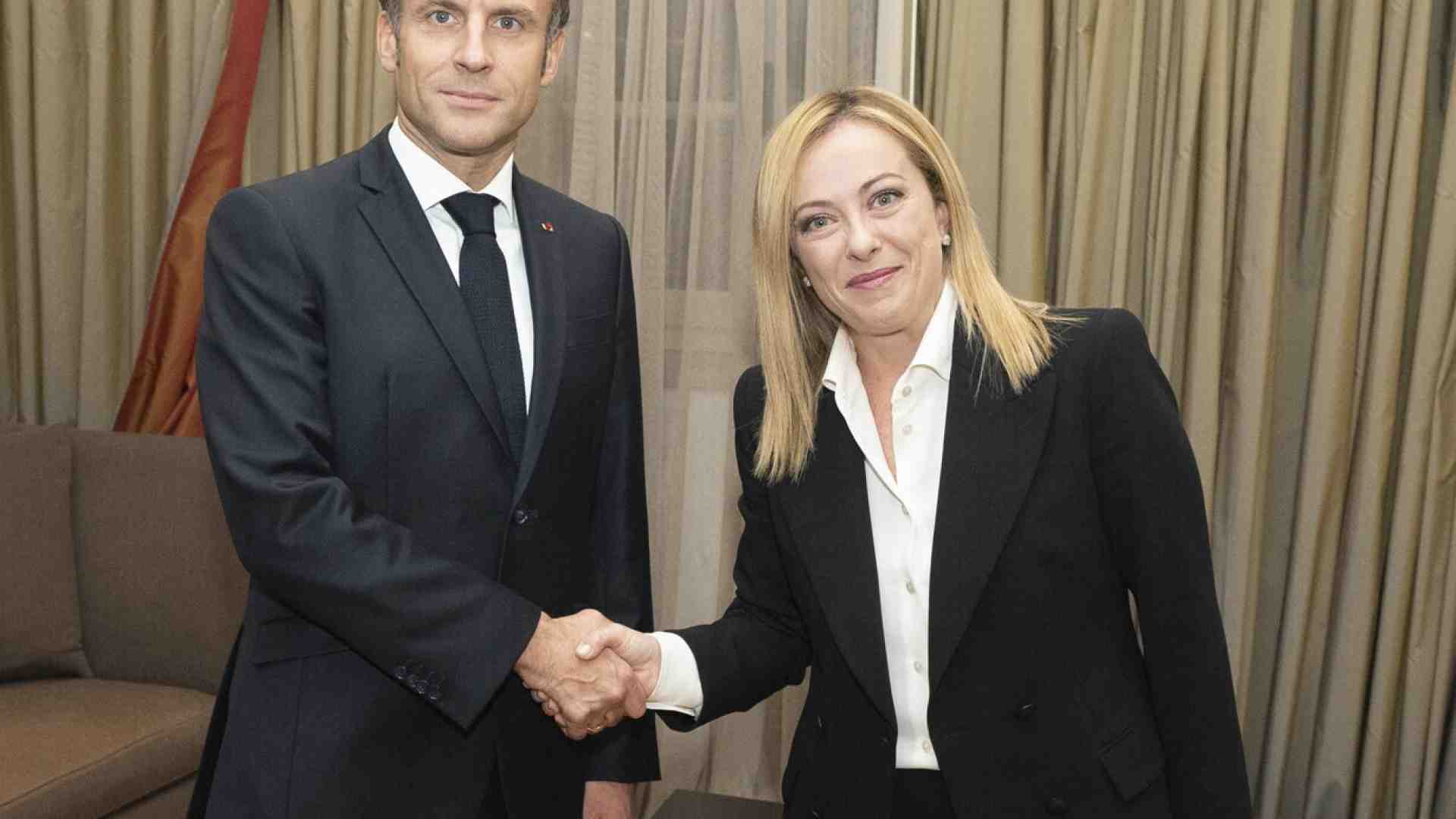 I dossier sul tavolo nel bilaterale tra Meloni e Macron