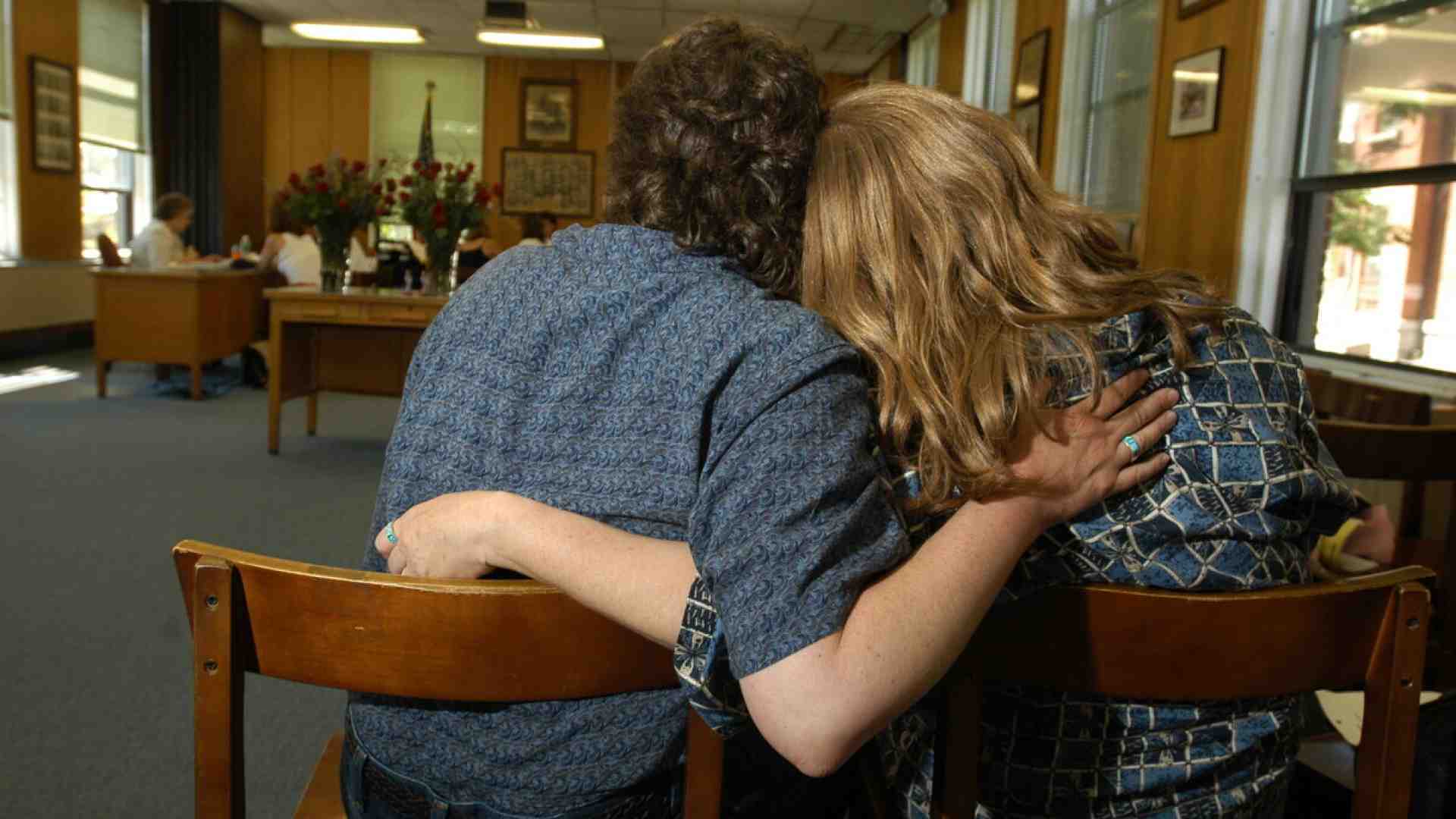 Idee utili dalla femminista Izzo sulla maternità surrogata