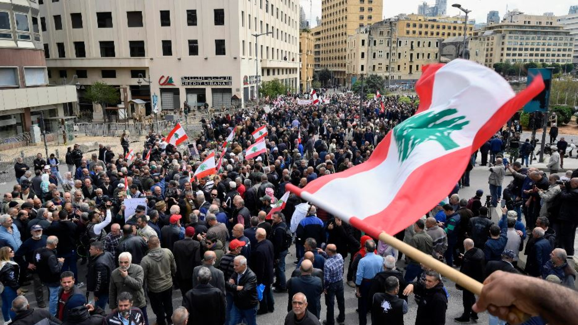 Come l'inflazione, anche l'ora legale in Libano raddoppia