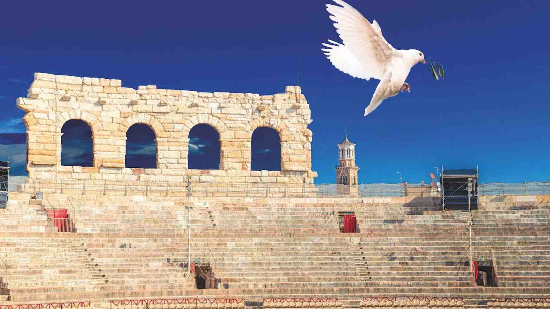 Una Via Crucis in Arena per invocare la pace