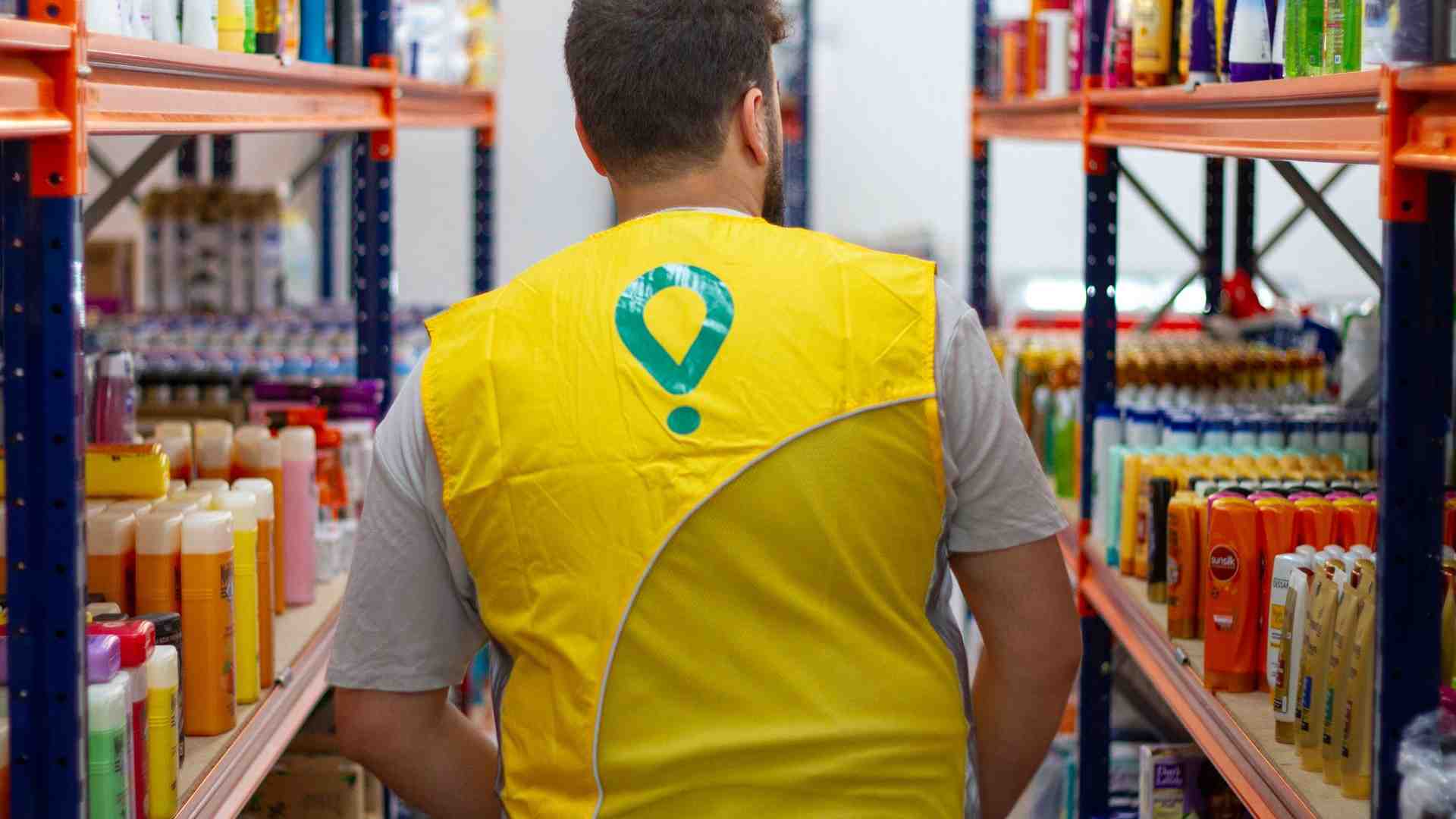 Nelle grandi città è iniziata la lotta all'invasione dei "dark store"