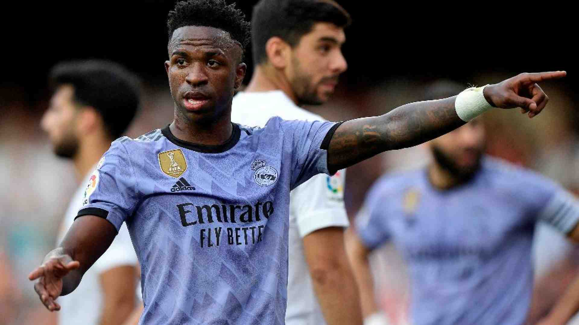 Insulti razzisti a Vinicius Jr del Real Madrid. Fermati tre tifosi del Valencia