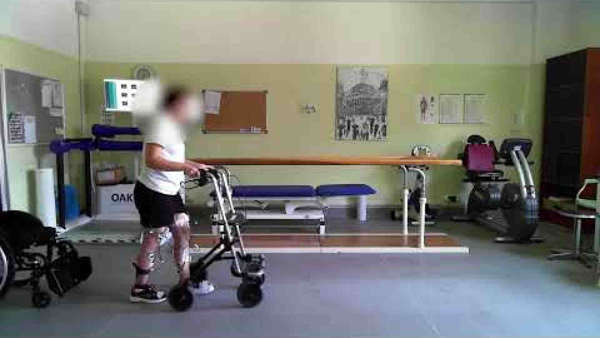 Un "pacemaker" alla colonna vertebrale. E Anna torna a camminare