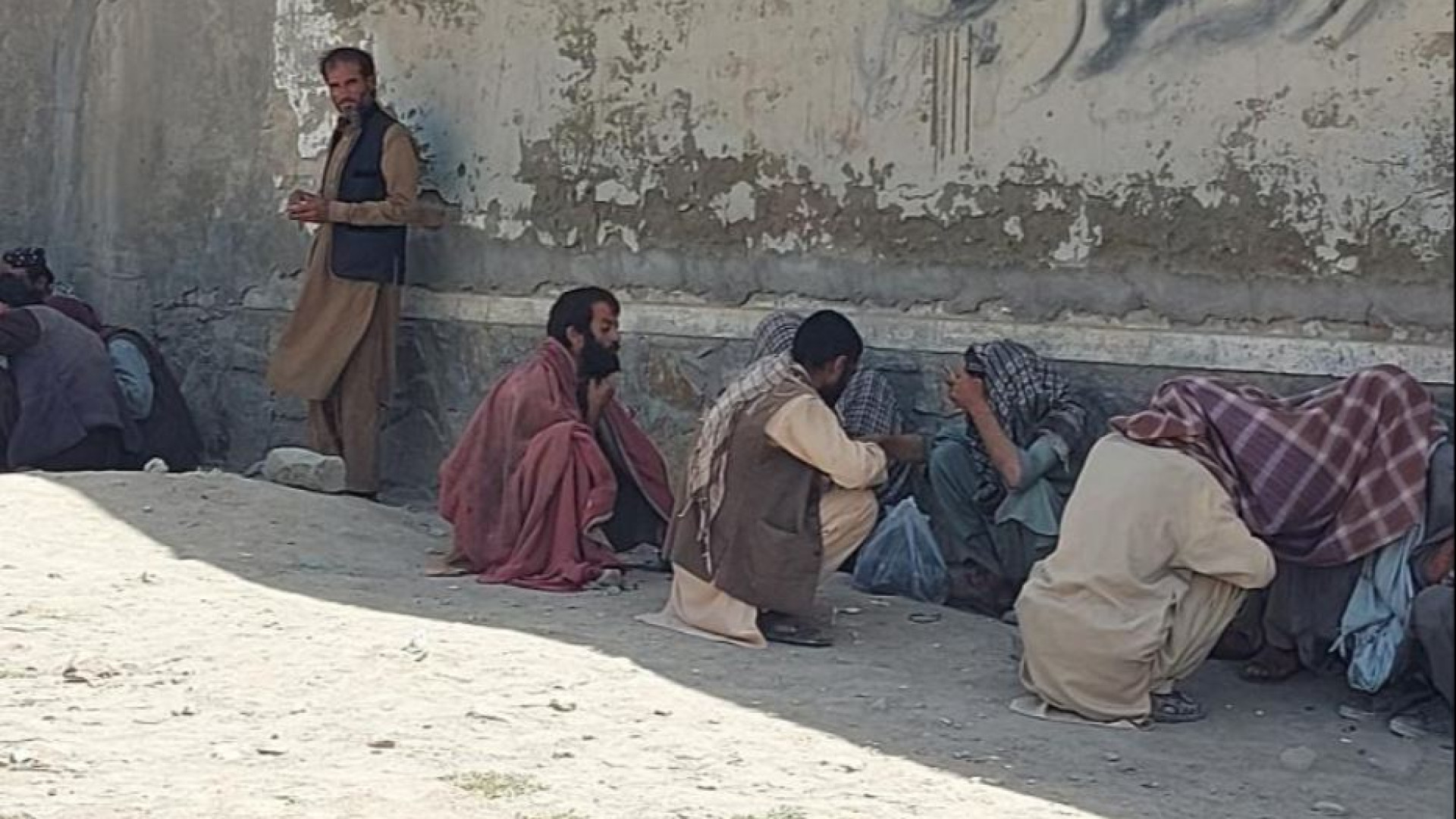 Quattro milioni di tossicomani: la ferita nascosta dai taleban
