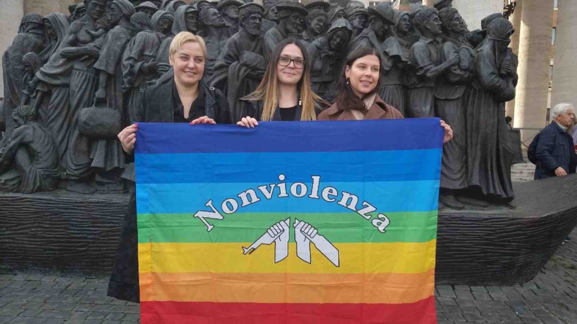 La Lituania nega l'asilo politico alla pacifista bielorussa Olga Karatch