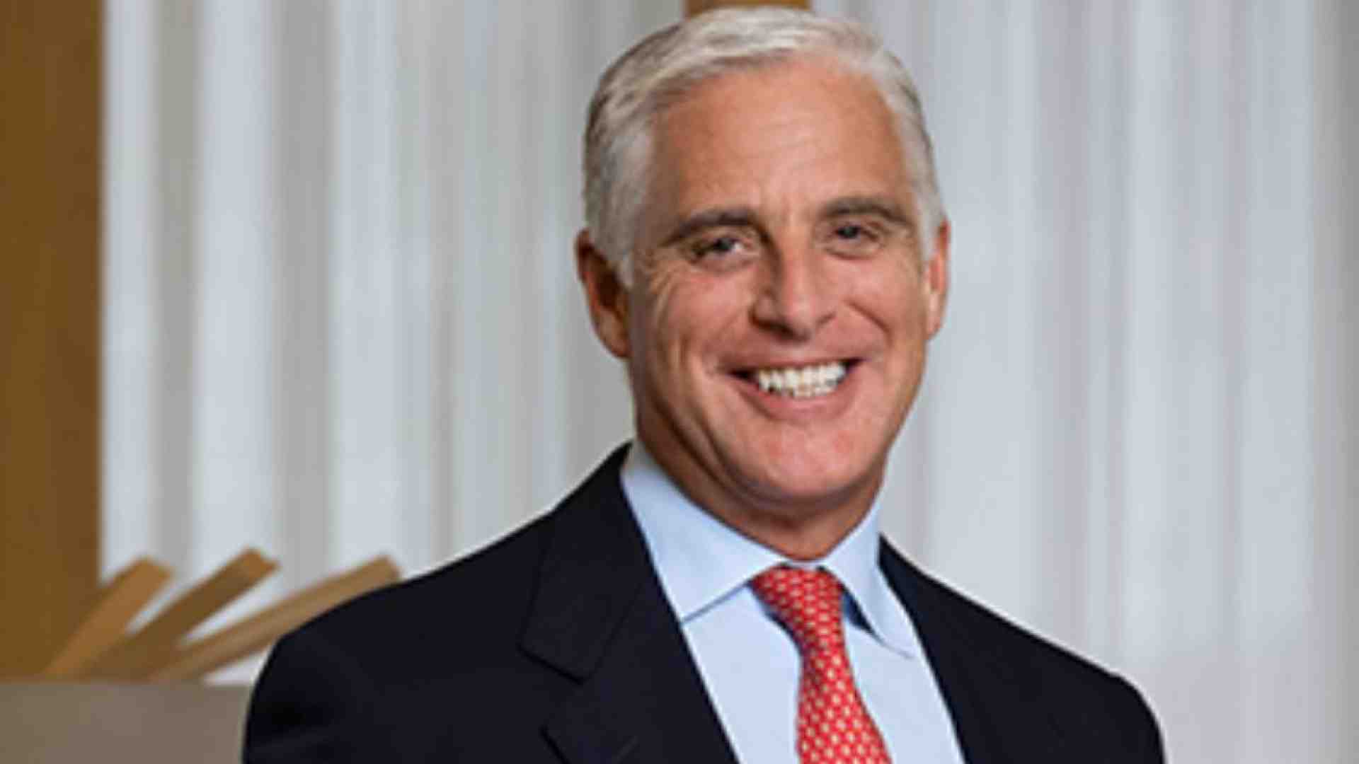 Orcel (Unicredit): «Chi vuole remunerazione sposti i soldi dal conto corrente»