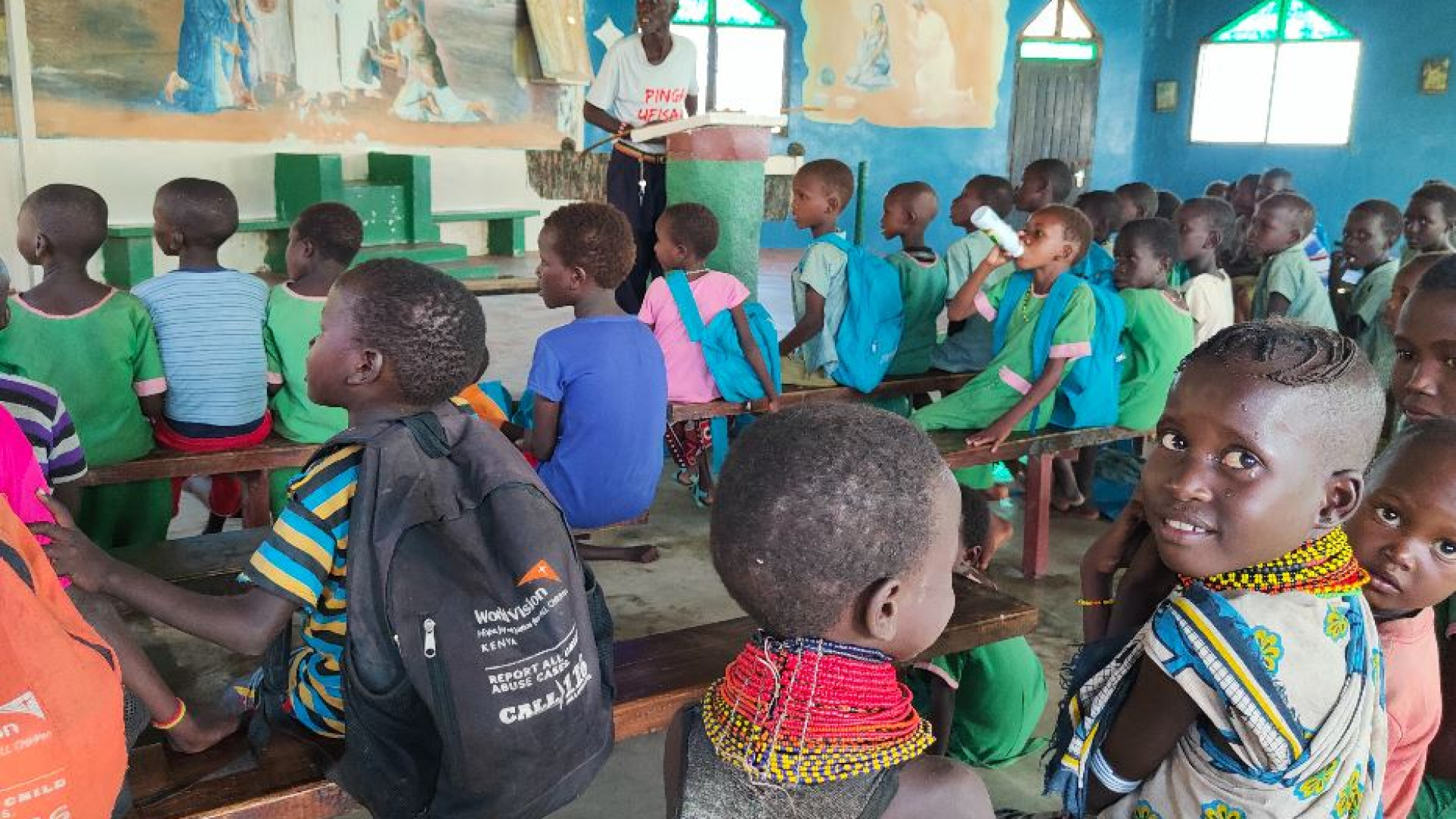 Kenya, la scuola per i bambini che non sanno cos'è la pioggia