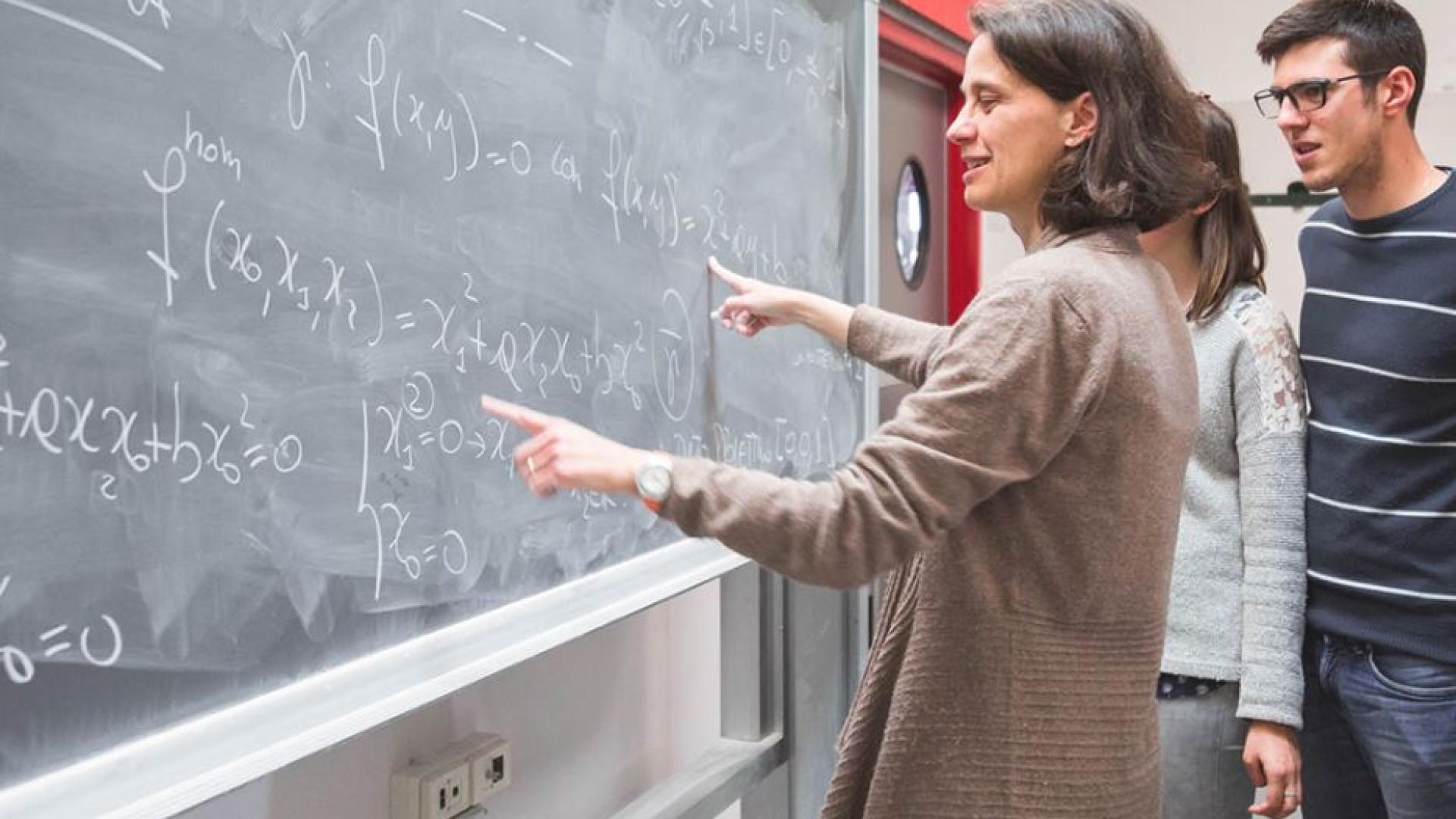 Scuola, sconti al personale. La Cgil: soltanto mancette